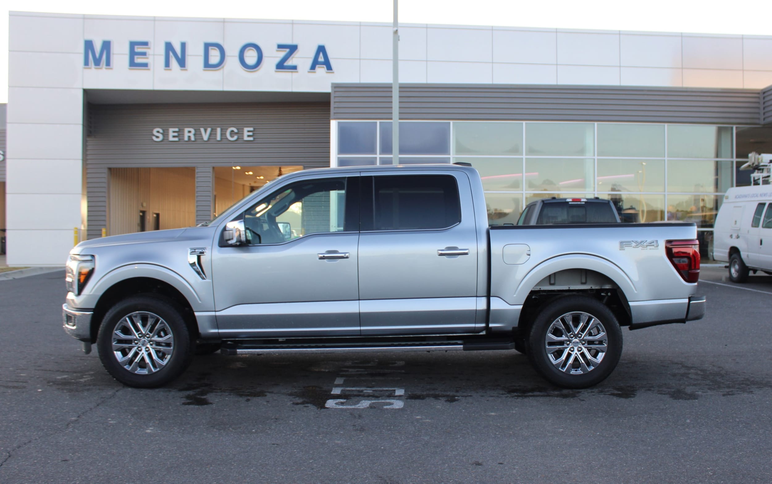 2025 Ford F-150 Lariat's photo