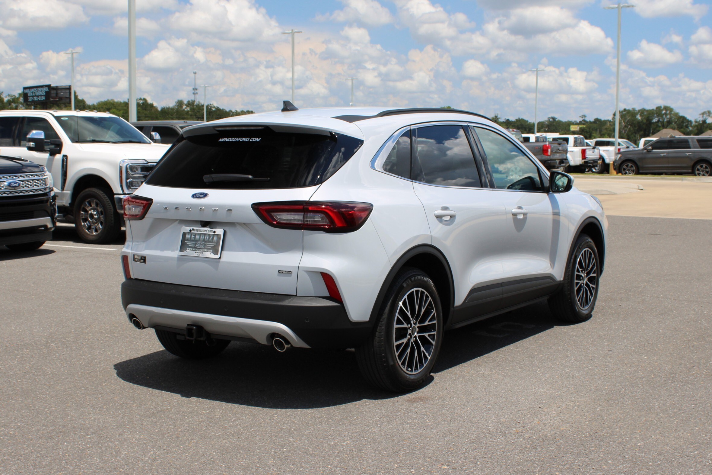 2025 Ford Escape Plug-In Hybrid photo 4