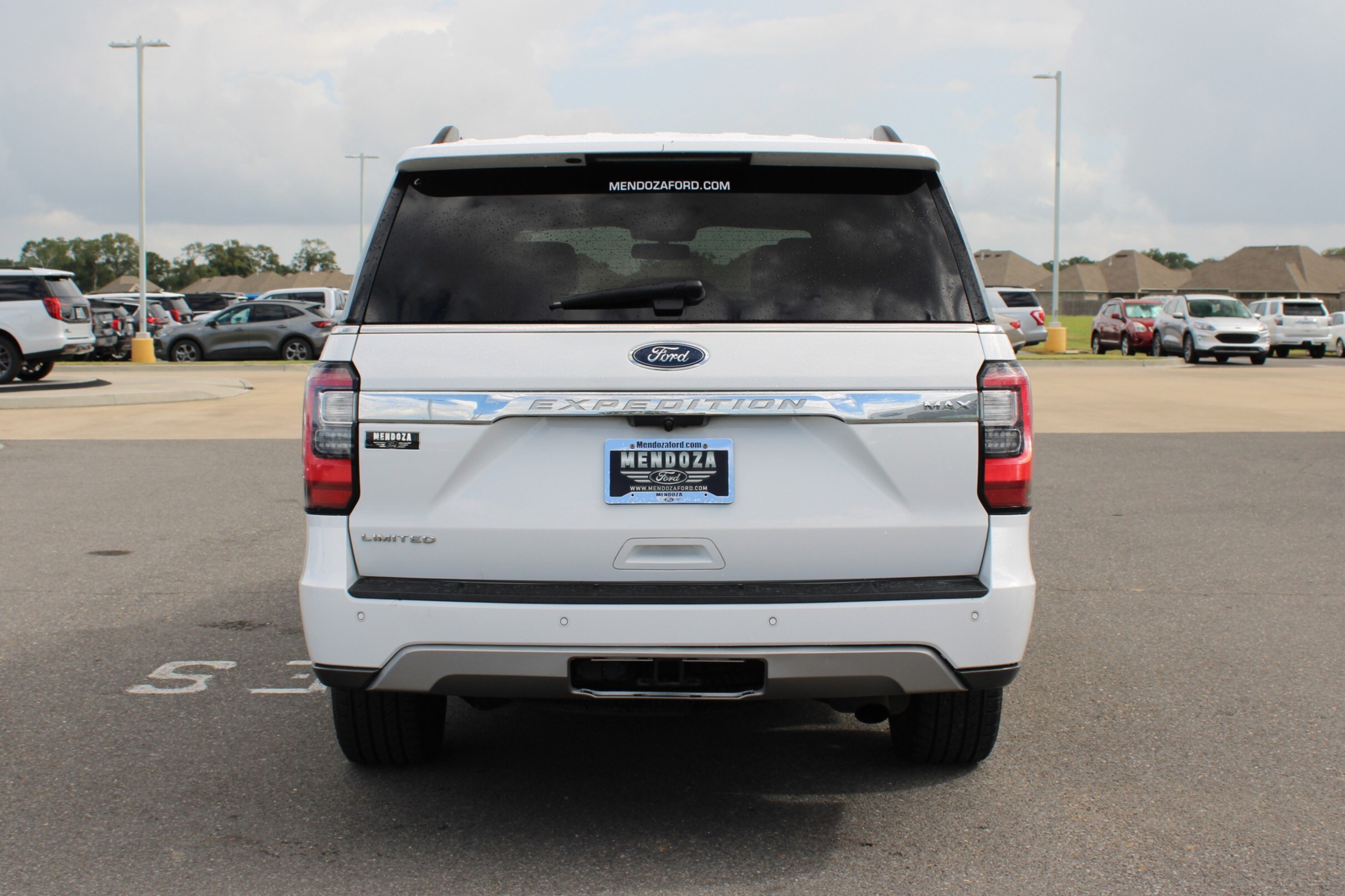 2021 Ford Expedition MAX Limited photo 3