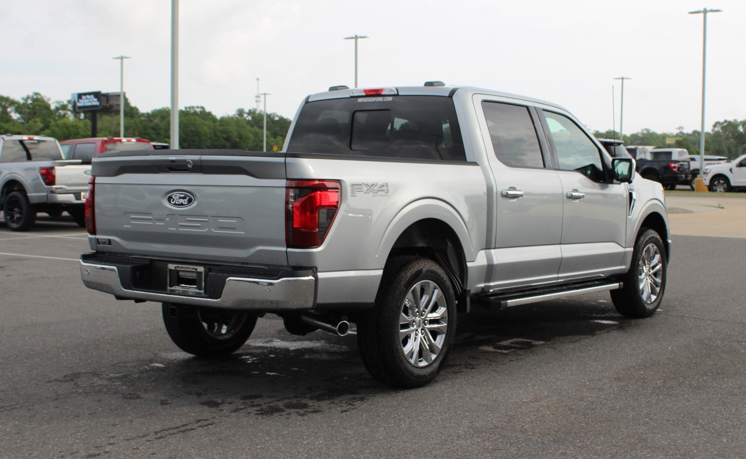 2025 Ford F-150 XLT photo 4