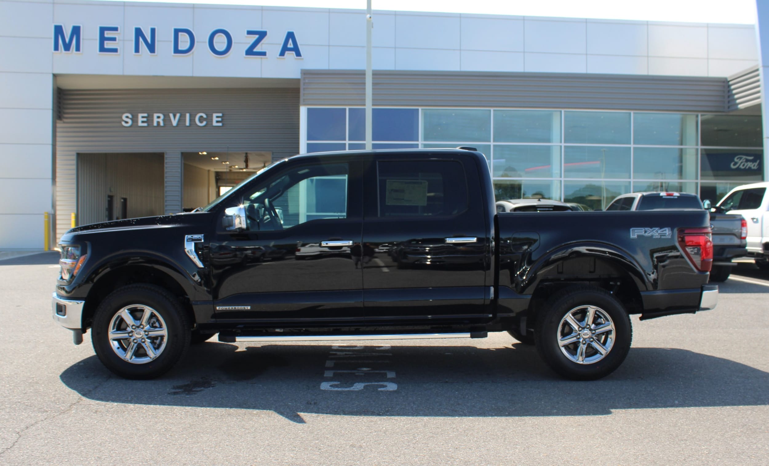 2025 Ford F-150 XLT's photo