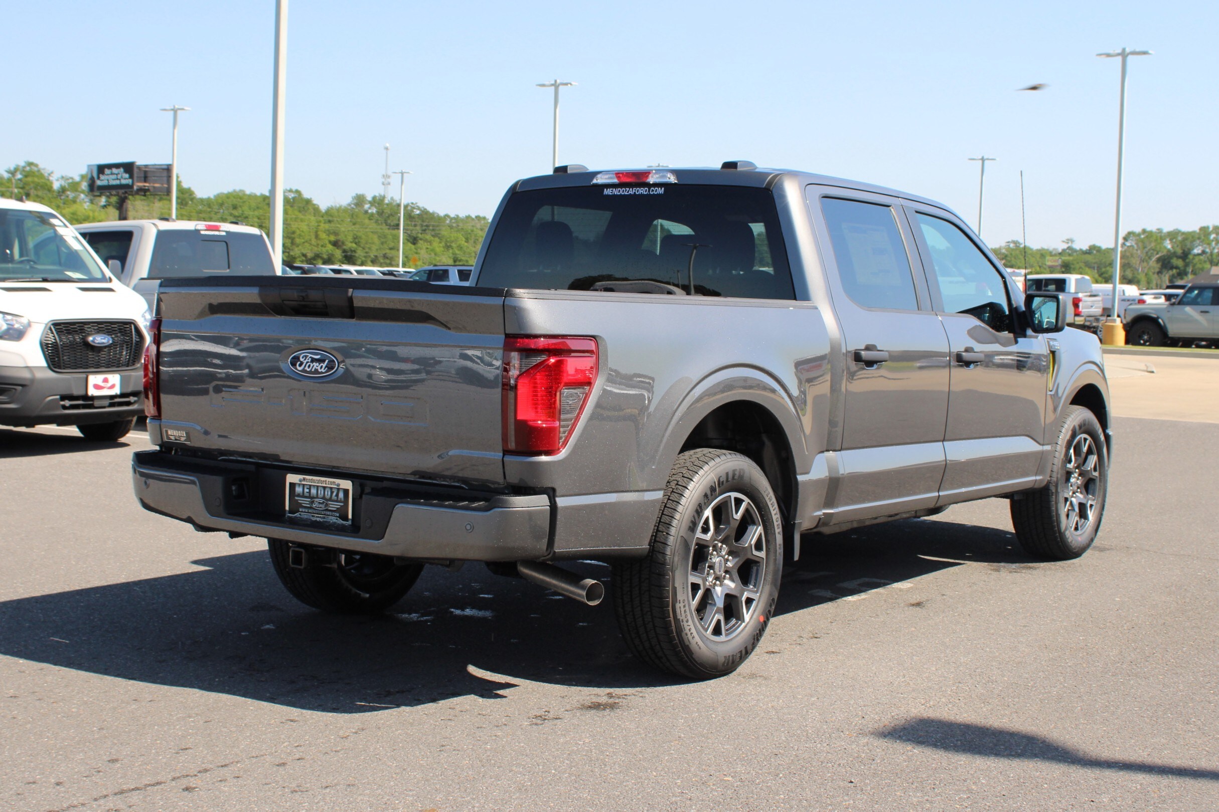 2025 Ford F-150 STX photo 4