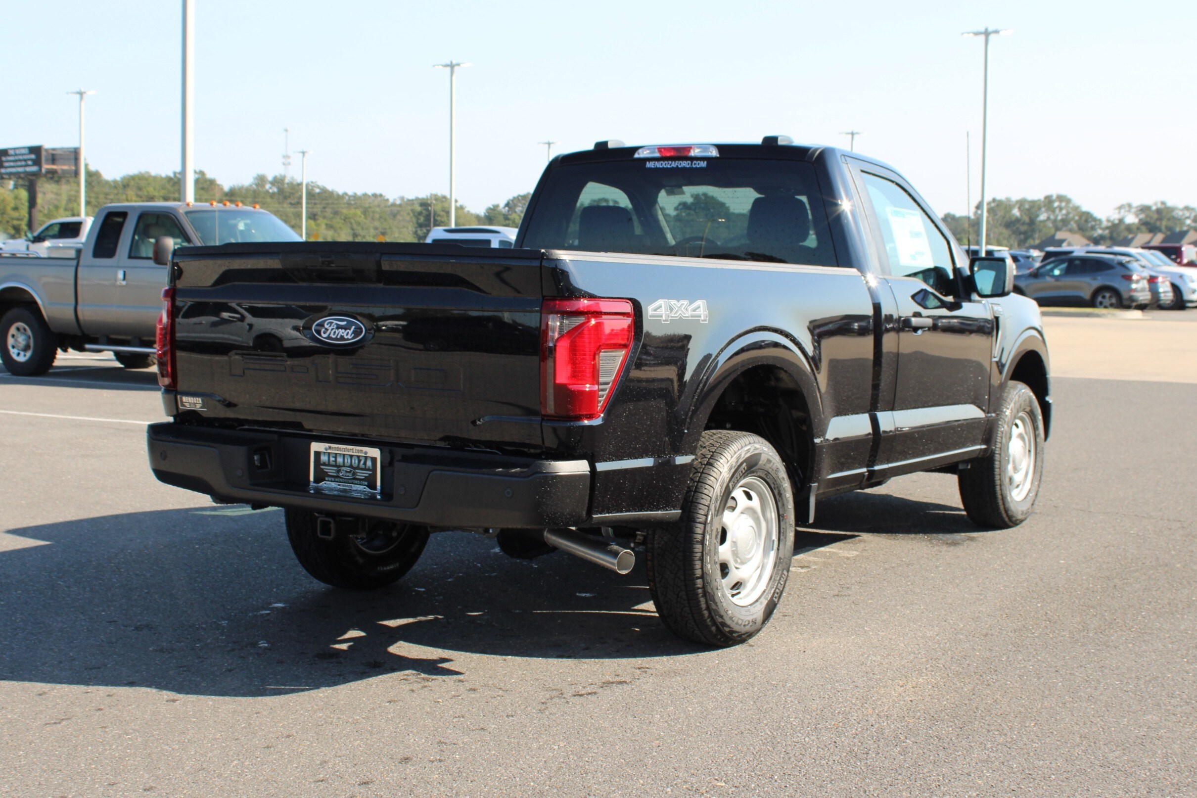 2025 Ford F-150 XL photo 4