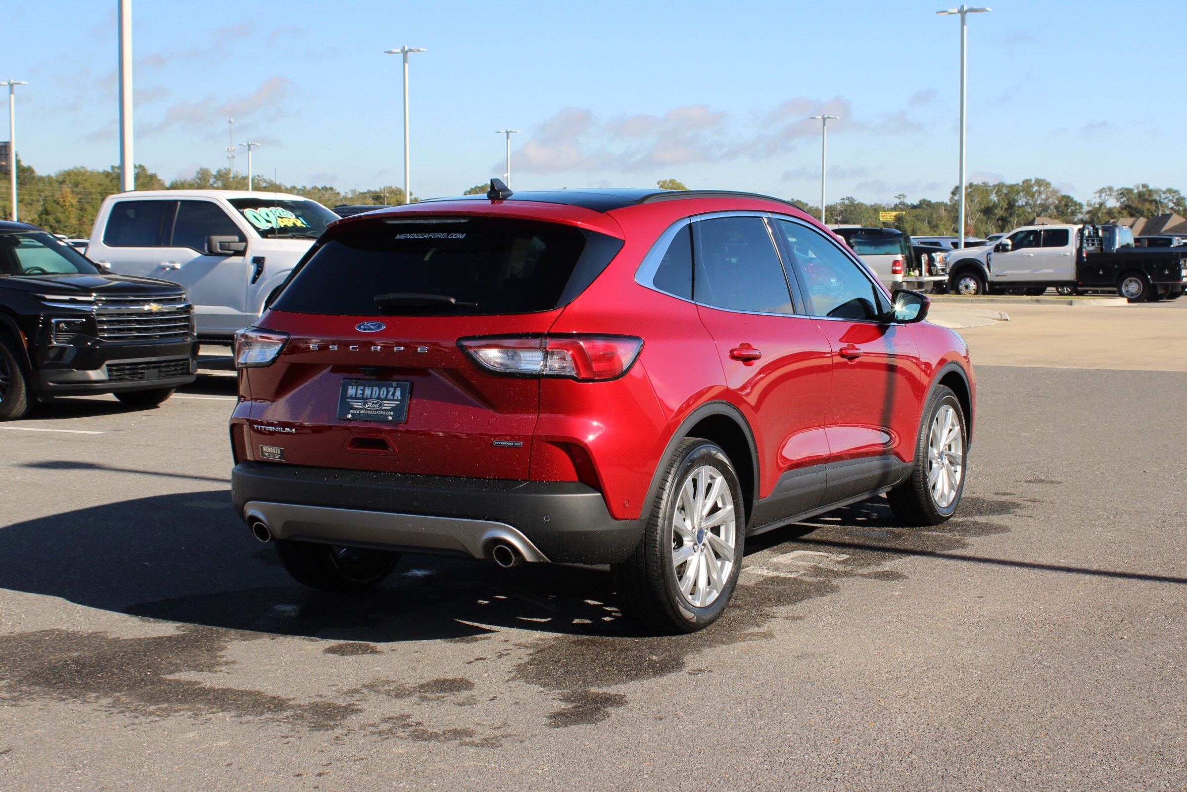 2021 Ford Escape Titanium Hybrid photo 2