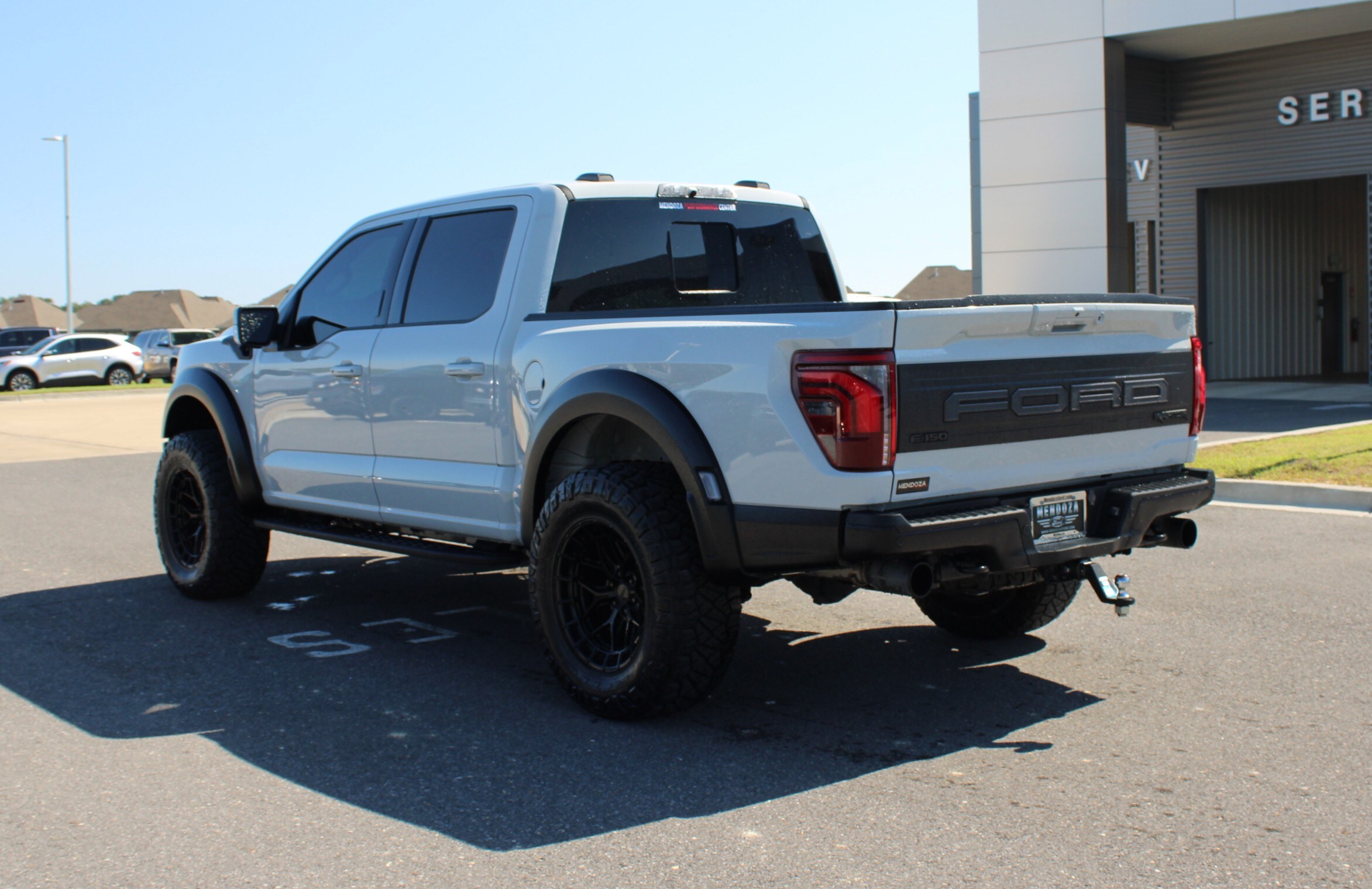 2024 Ford F-150 Raptor photo 2