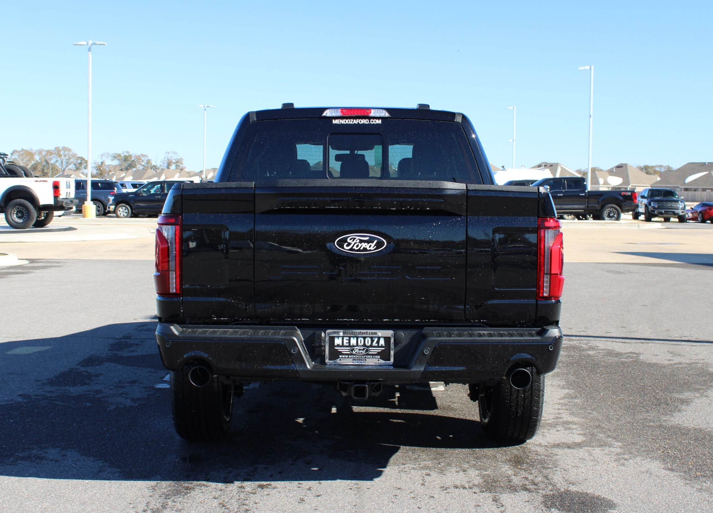 2025 Ford F-150 Lariat photo 3