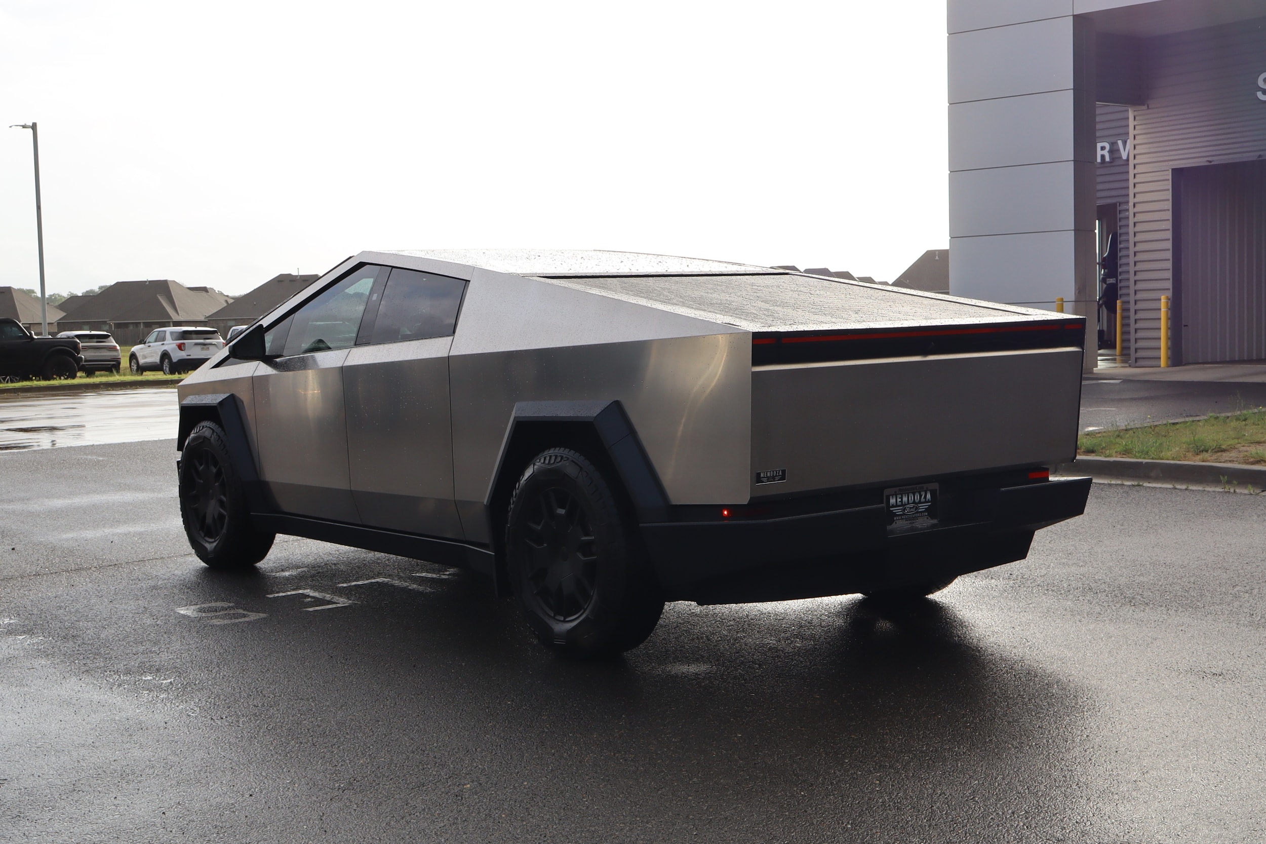 Used 2024 Tesla Cybertruck Cyberbeast with VIN 7G2CEHEE5RA033182 for sale in Maurice, LA