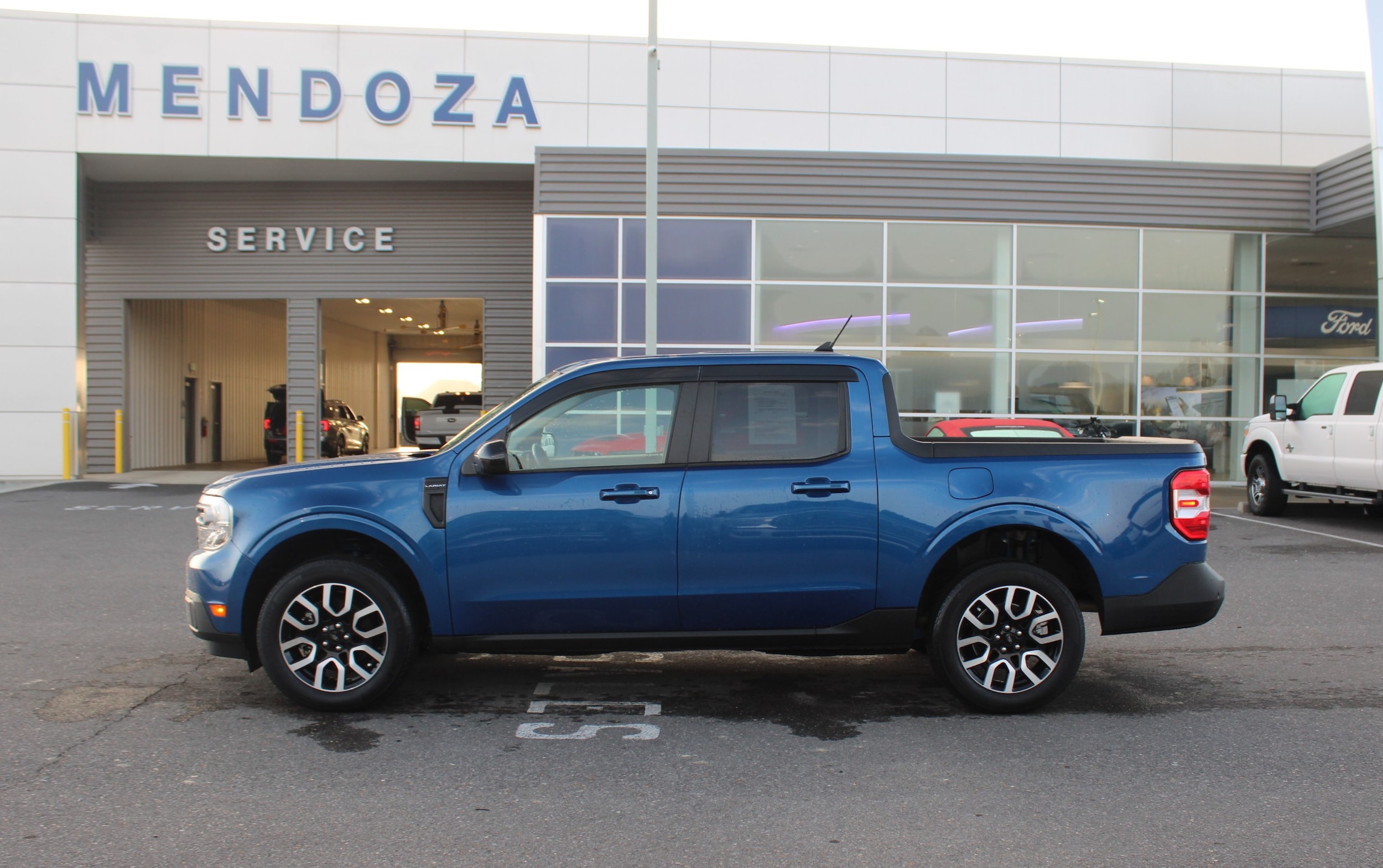 2024 Ford Maverick Lariat's photo