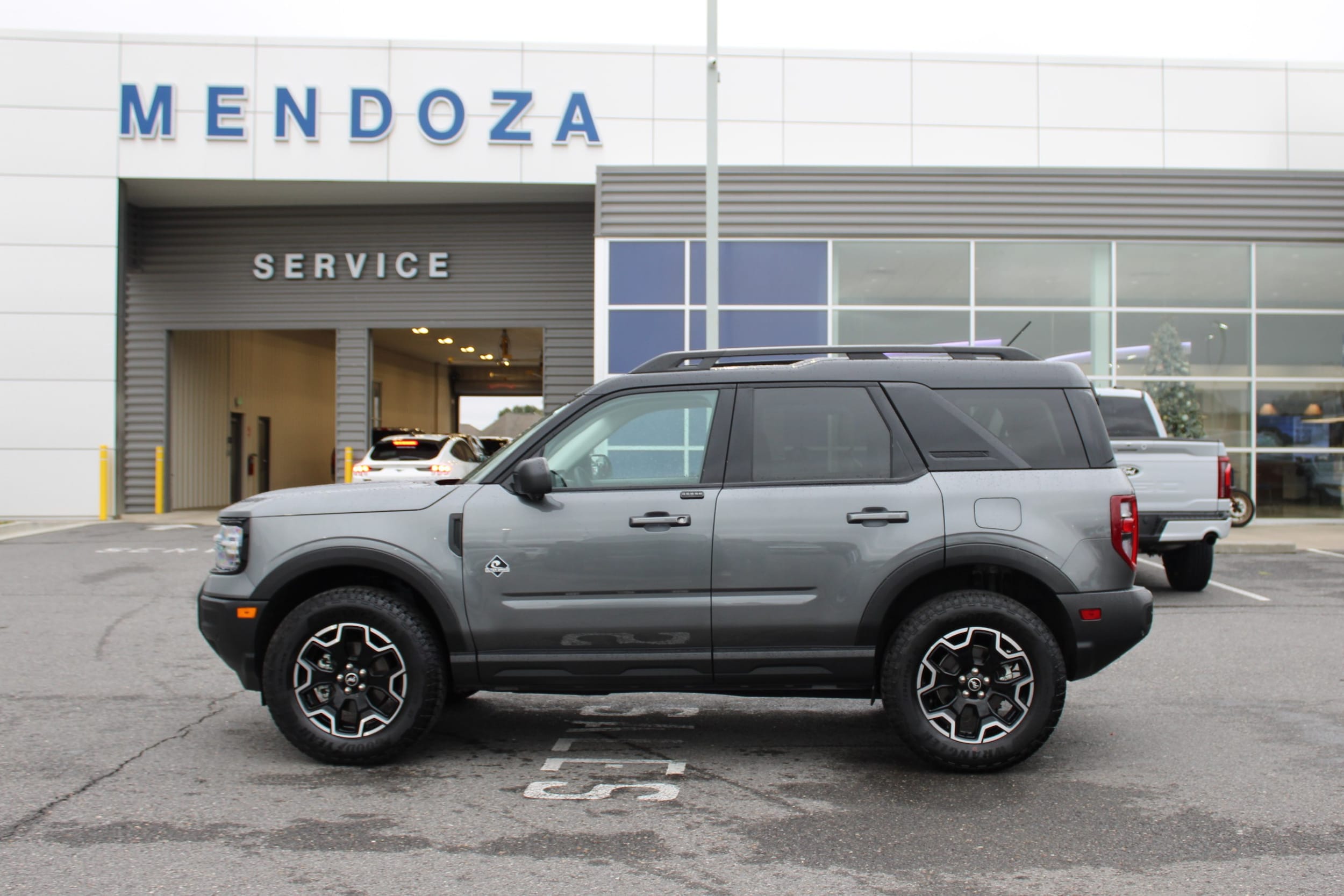 2025 Ford Bronco Sport Outer Banks's photo