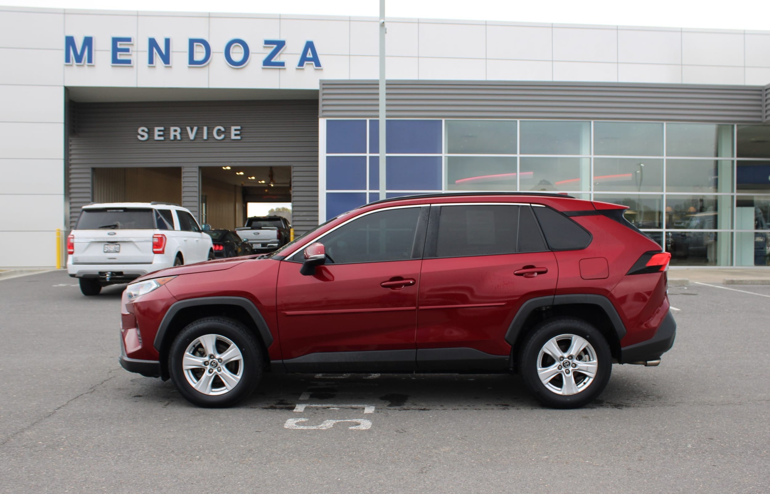 2020 Toyota RAV4 XLE