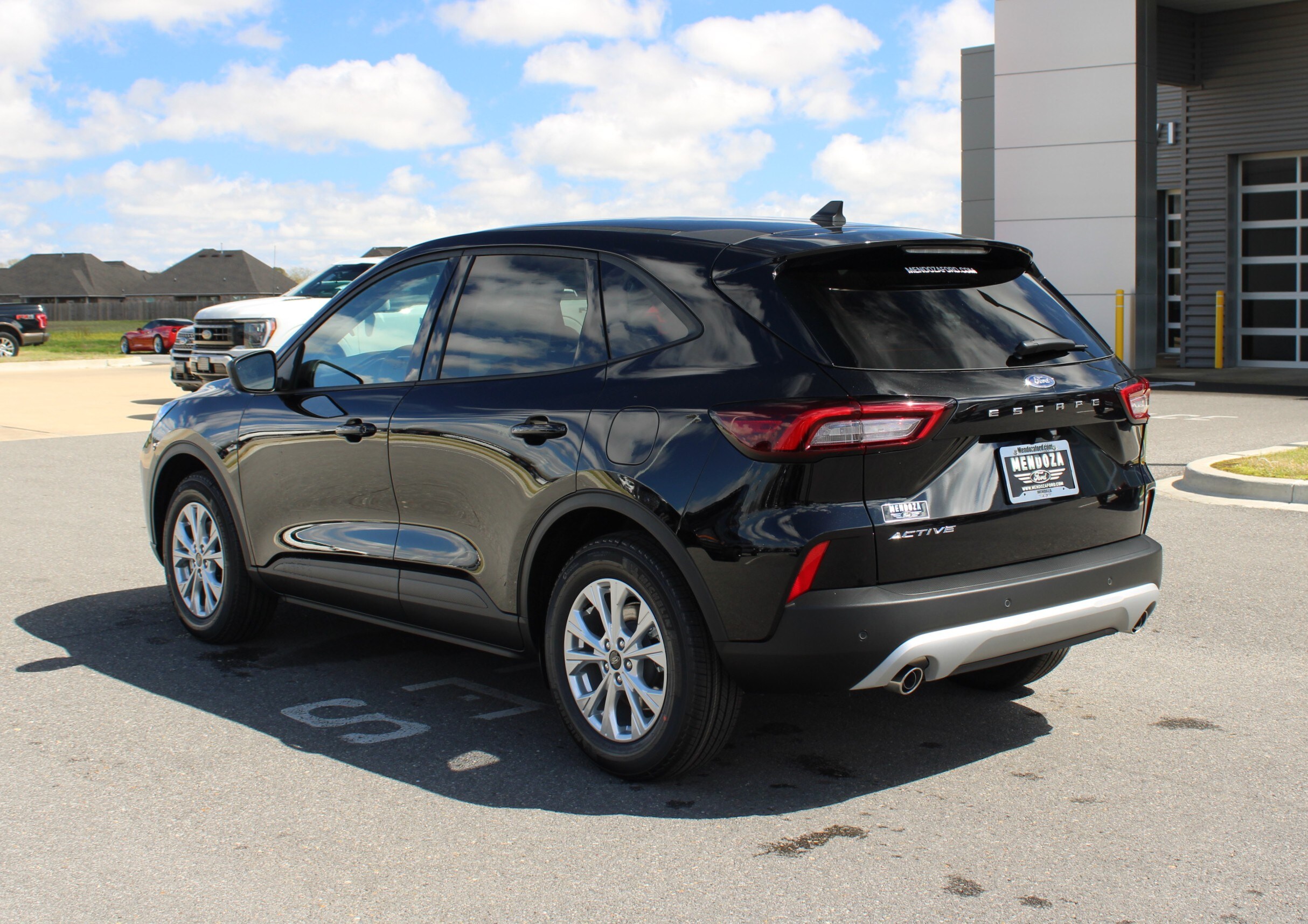 2025 Ford Escape Active photo 2