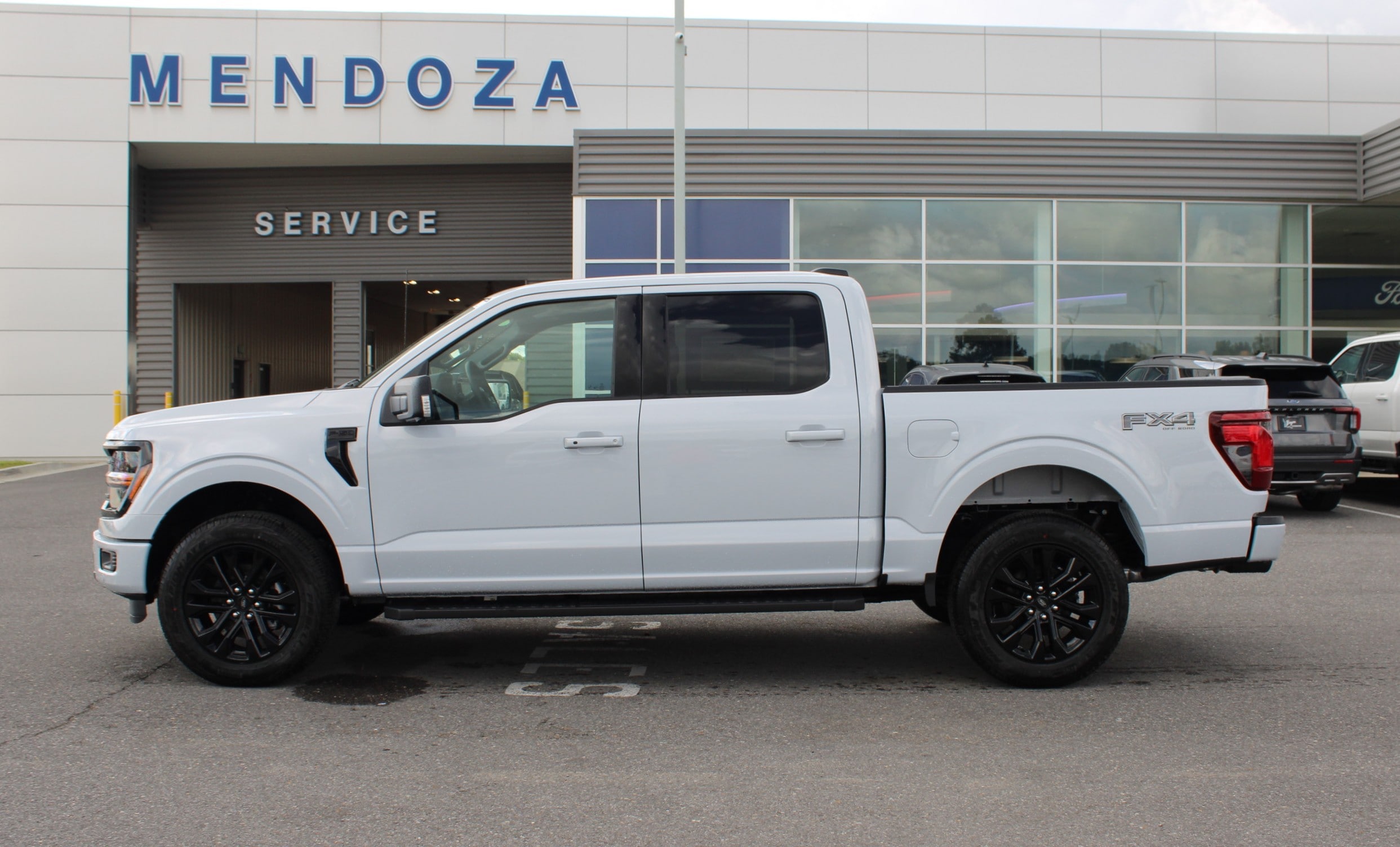 2025 Ford F-150 XLT's photo