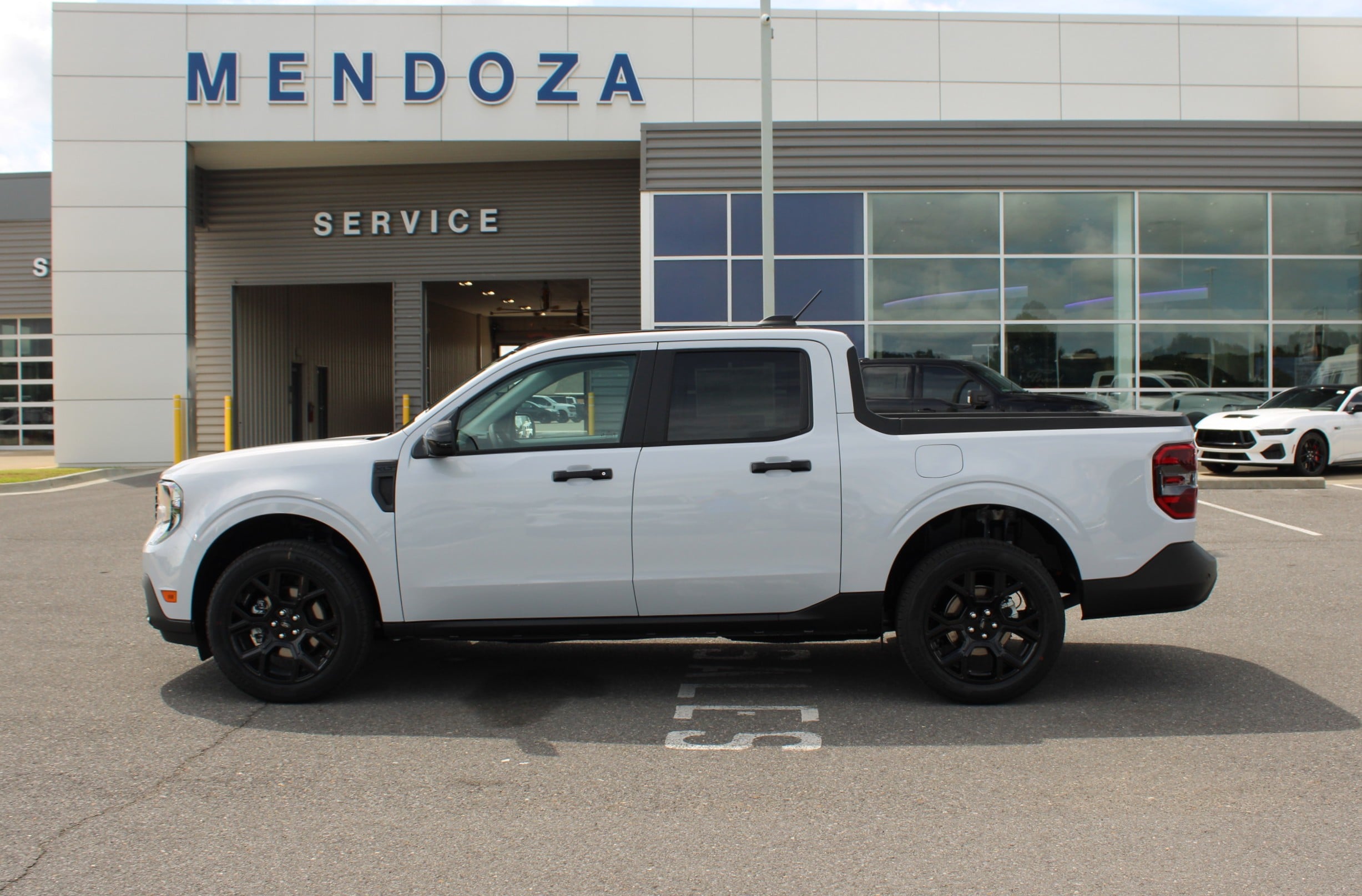 2025 Ford Maverick XLT's photo