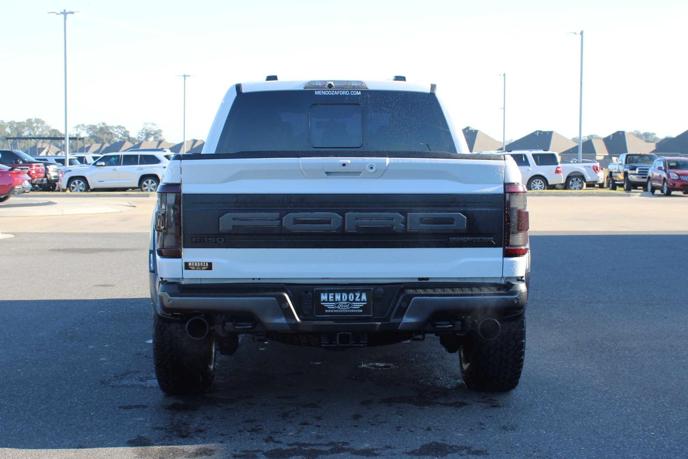 2023 Ford F-150 Raptor photo 2