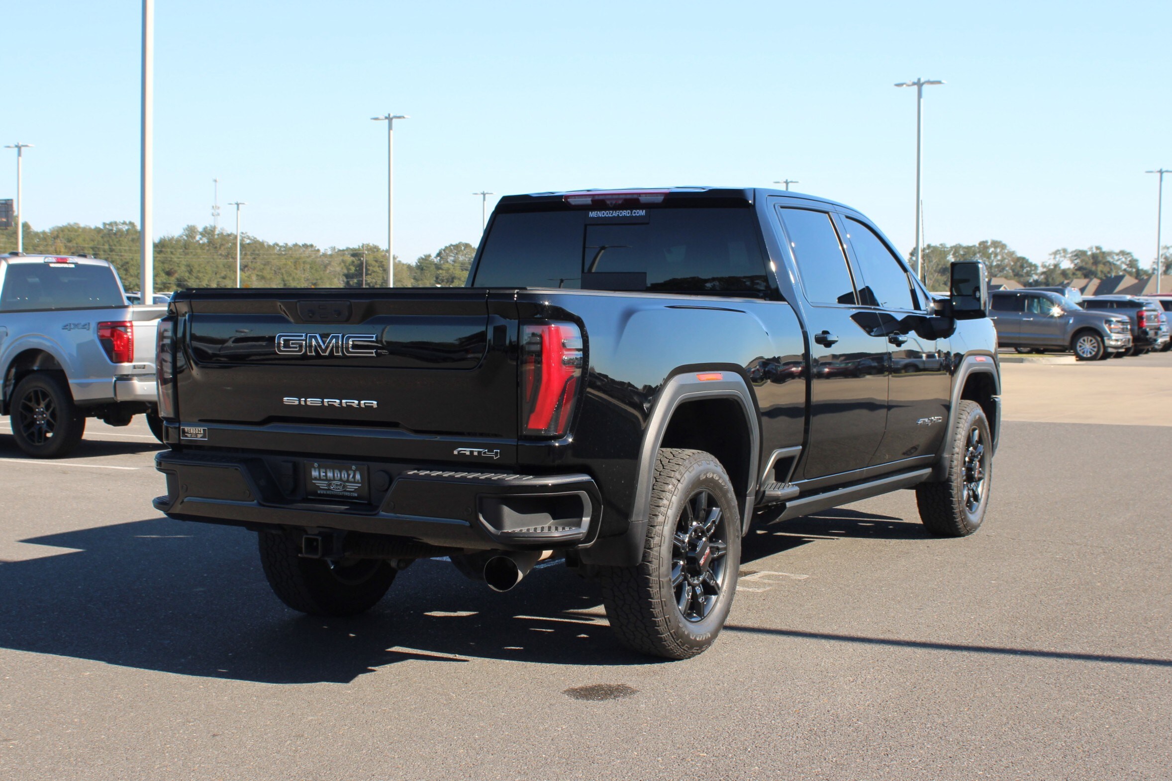 2025 Gmc Sierra 2500 HD AT4 photo 4