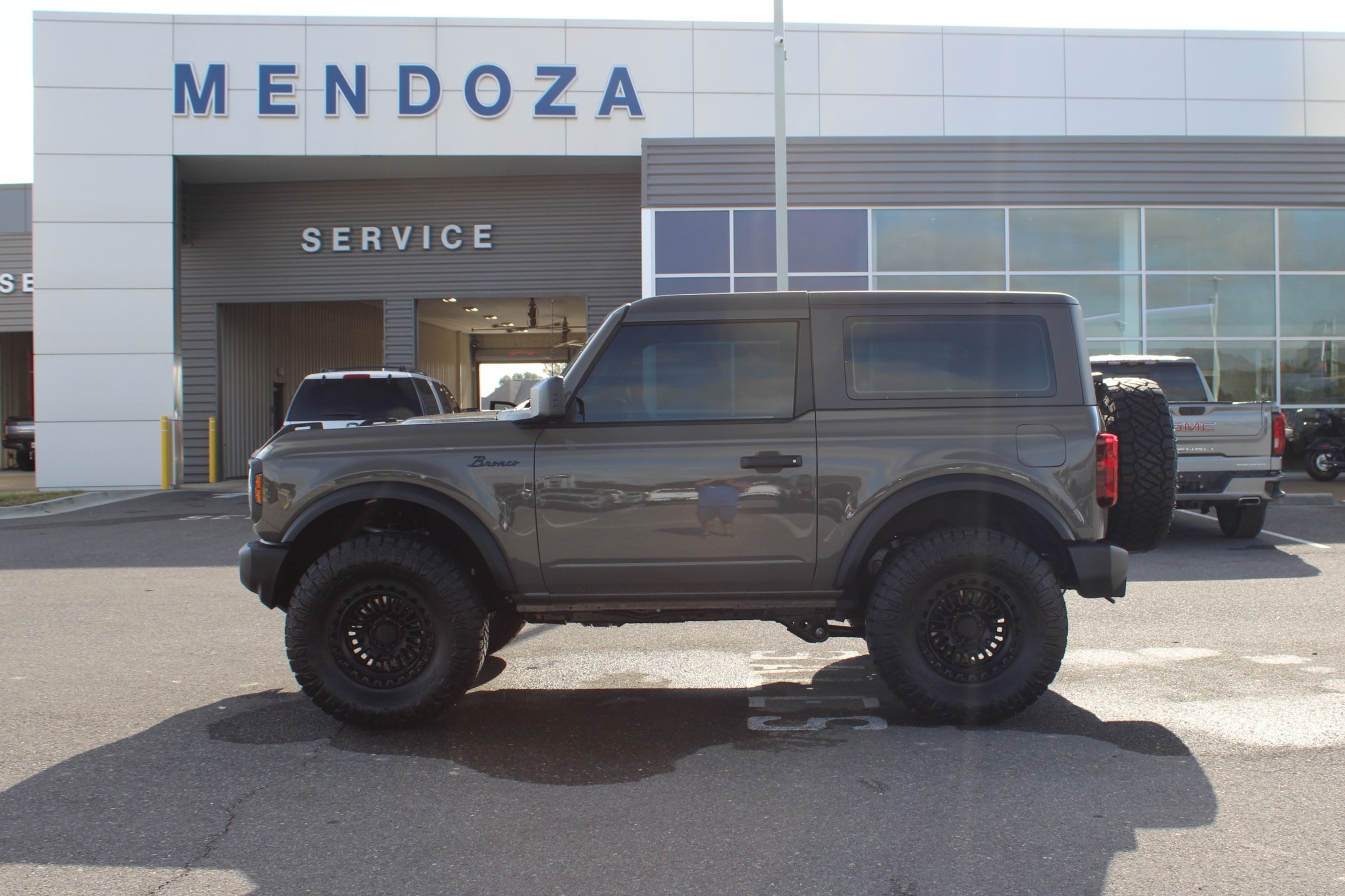 2025 Ford Bronco 2-Door Base's photo