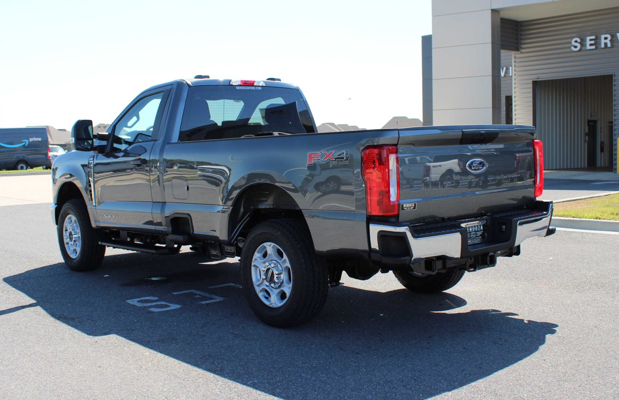 2025 Ford F-250 XLT photo 2