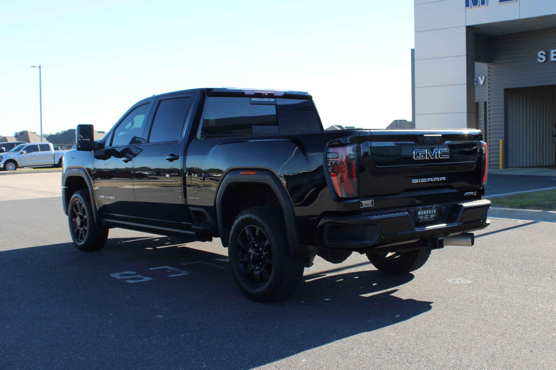 2025 Gmc Sierra 2500 HD AT4 photo 2