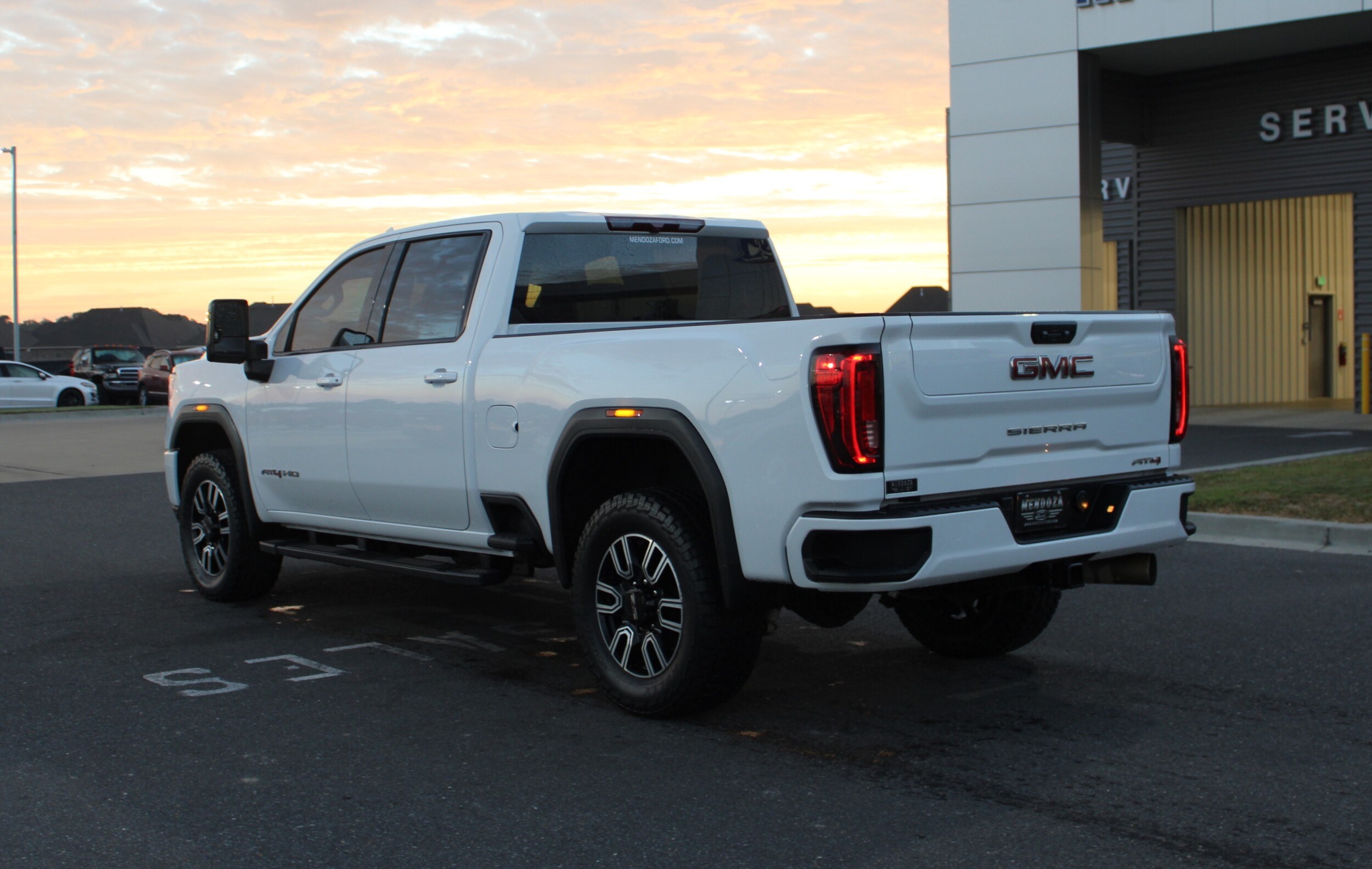 2023 Gmc Sierra 2500 HD AT4 photo 2