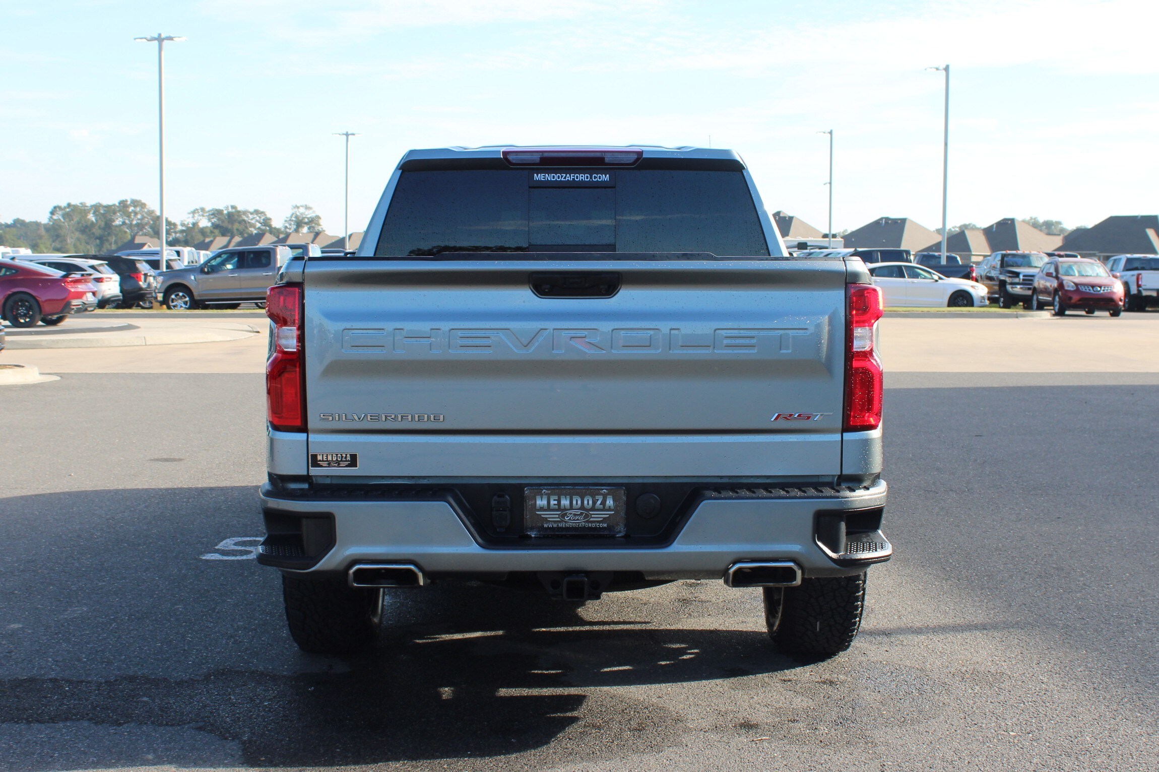 2023 Chevrolet Silverado 1500 RST photo 3
