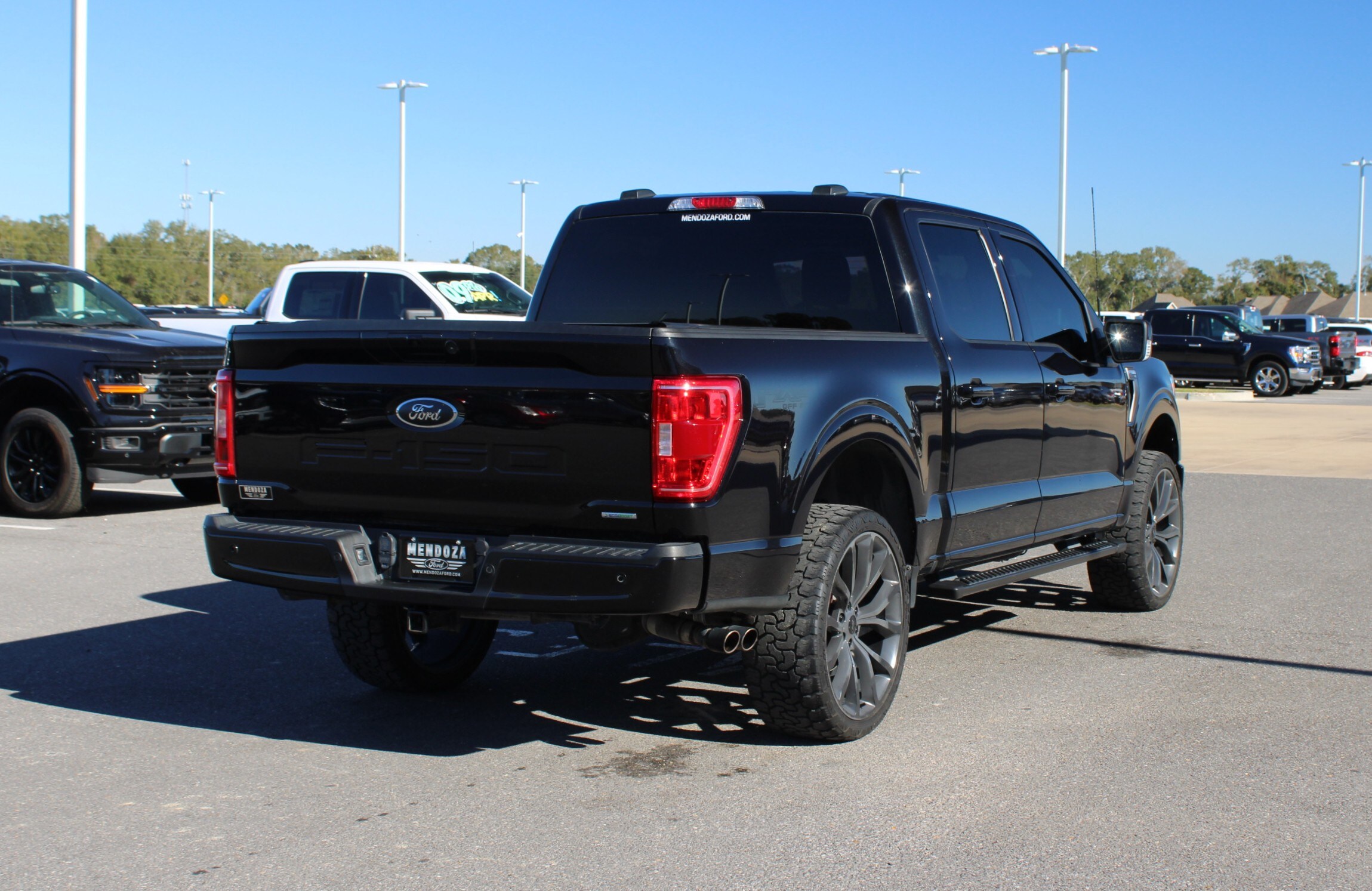 2021 Ford F-150 XLT photo 3