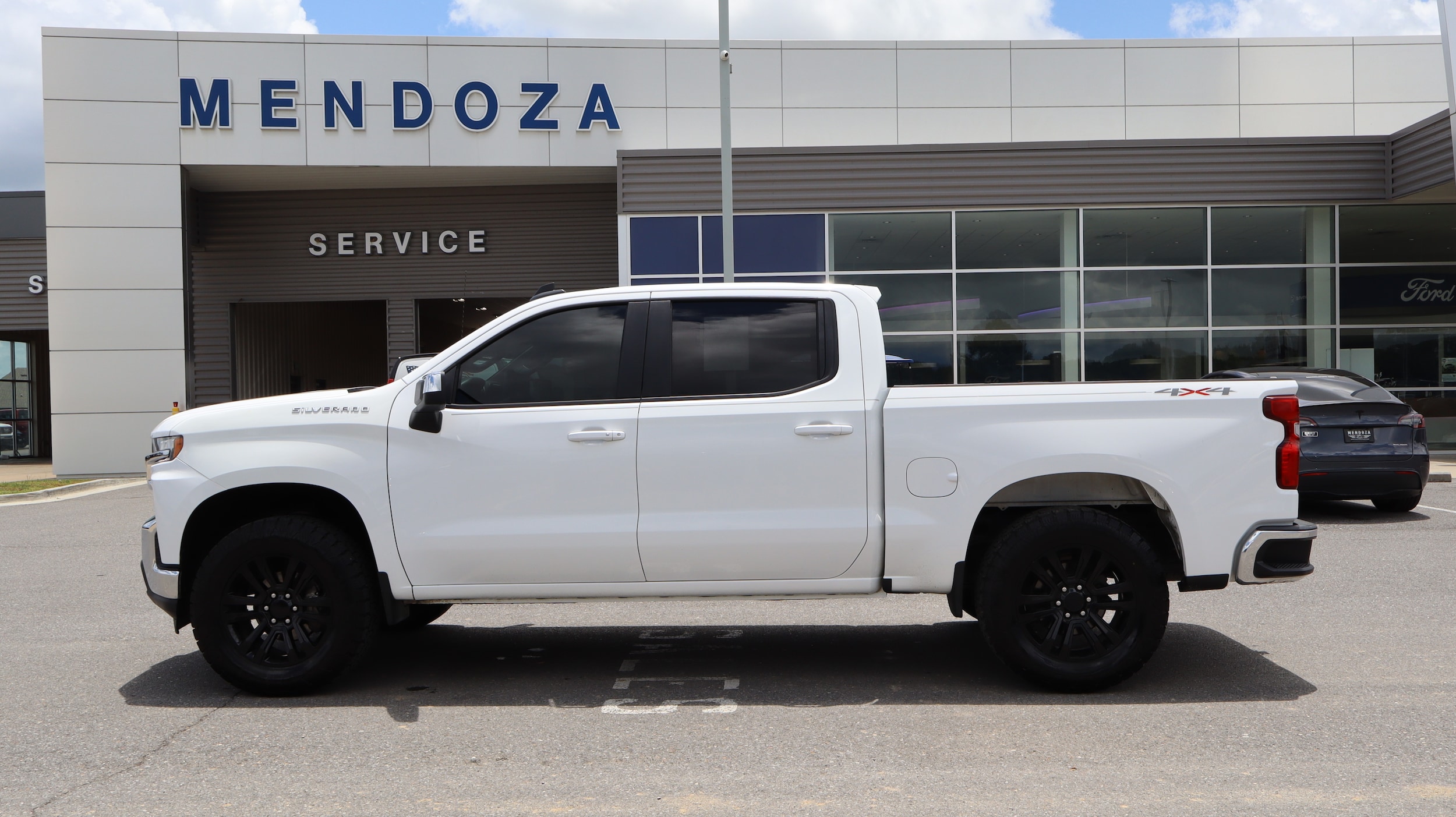 2021 Chevrolet Silverado 1500 LT 4X4 Crew Cab Short Box's photo
