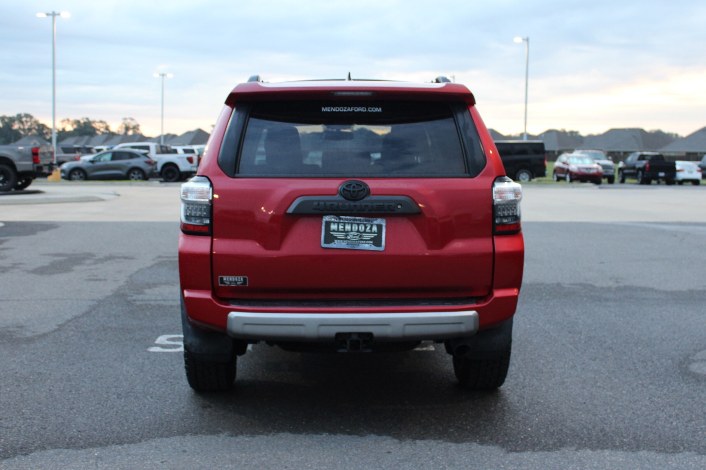 2019 Toyota 4Runner TRD photo 2
