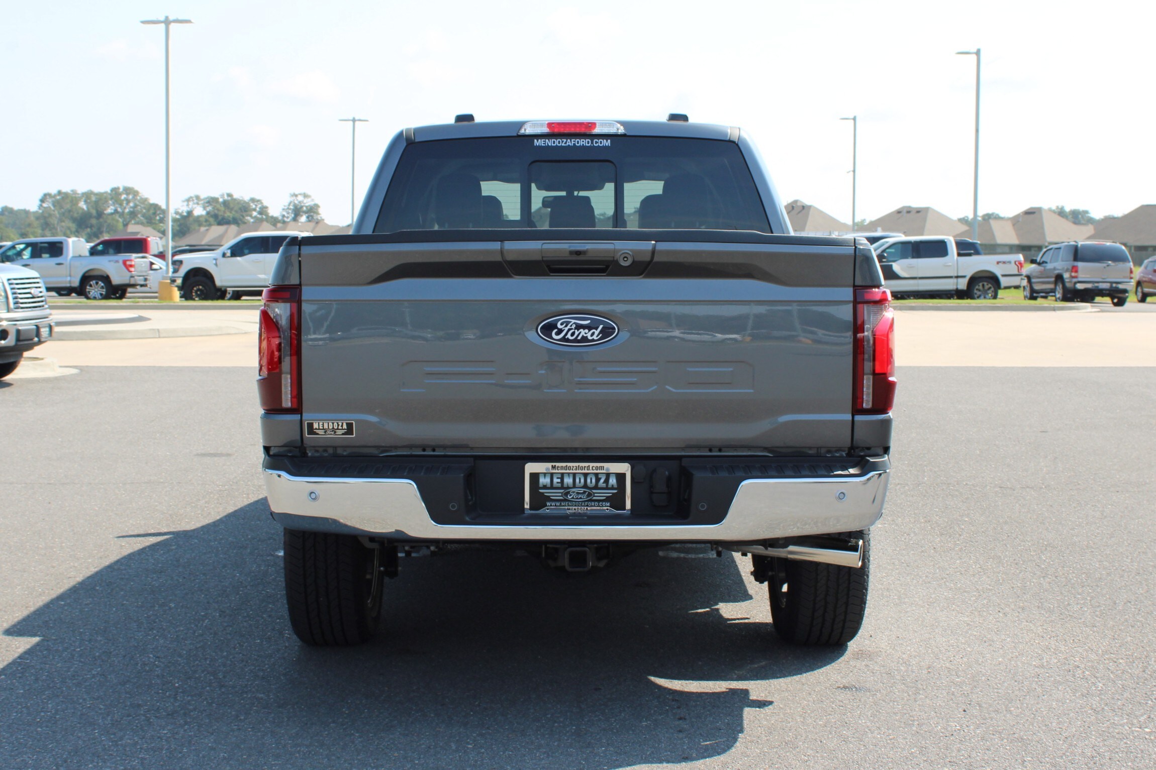 2025 Ford F-150 Lariat photo 3