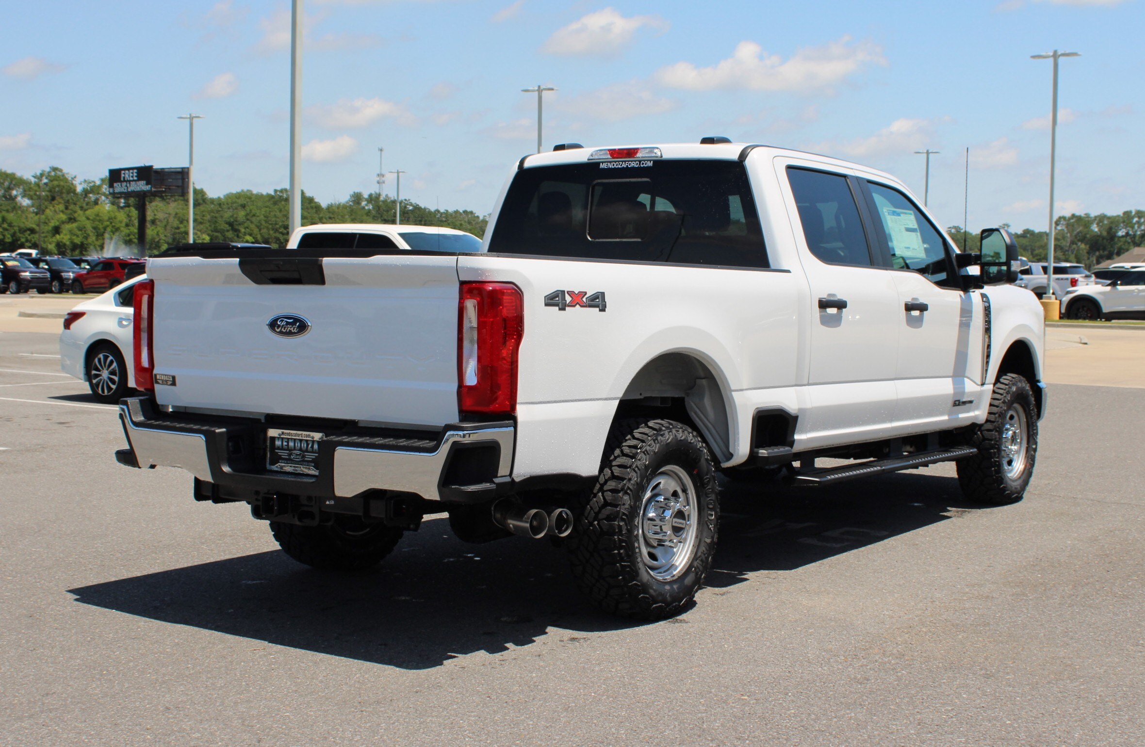 2025 Ford F-350 XL photo 4