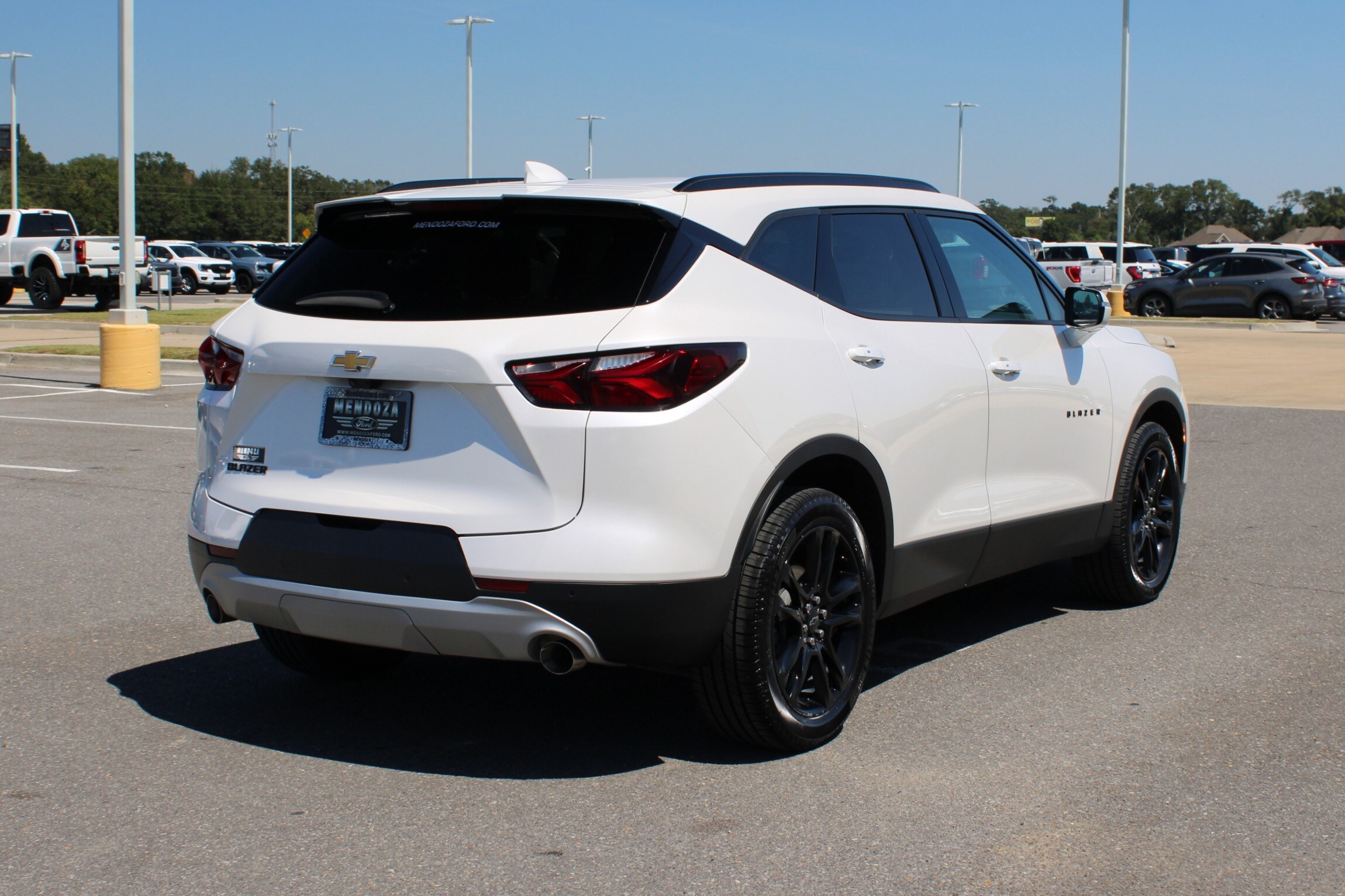 2022 Chevrolet Blazer 3LT photo 2