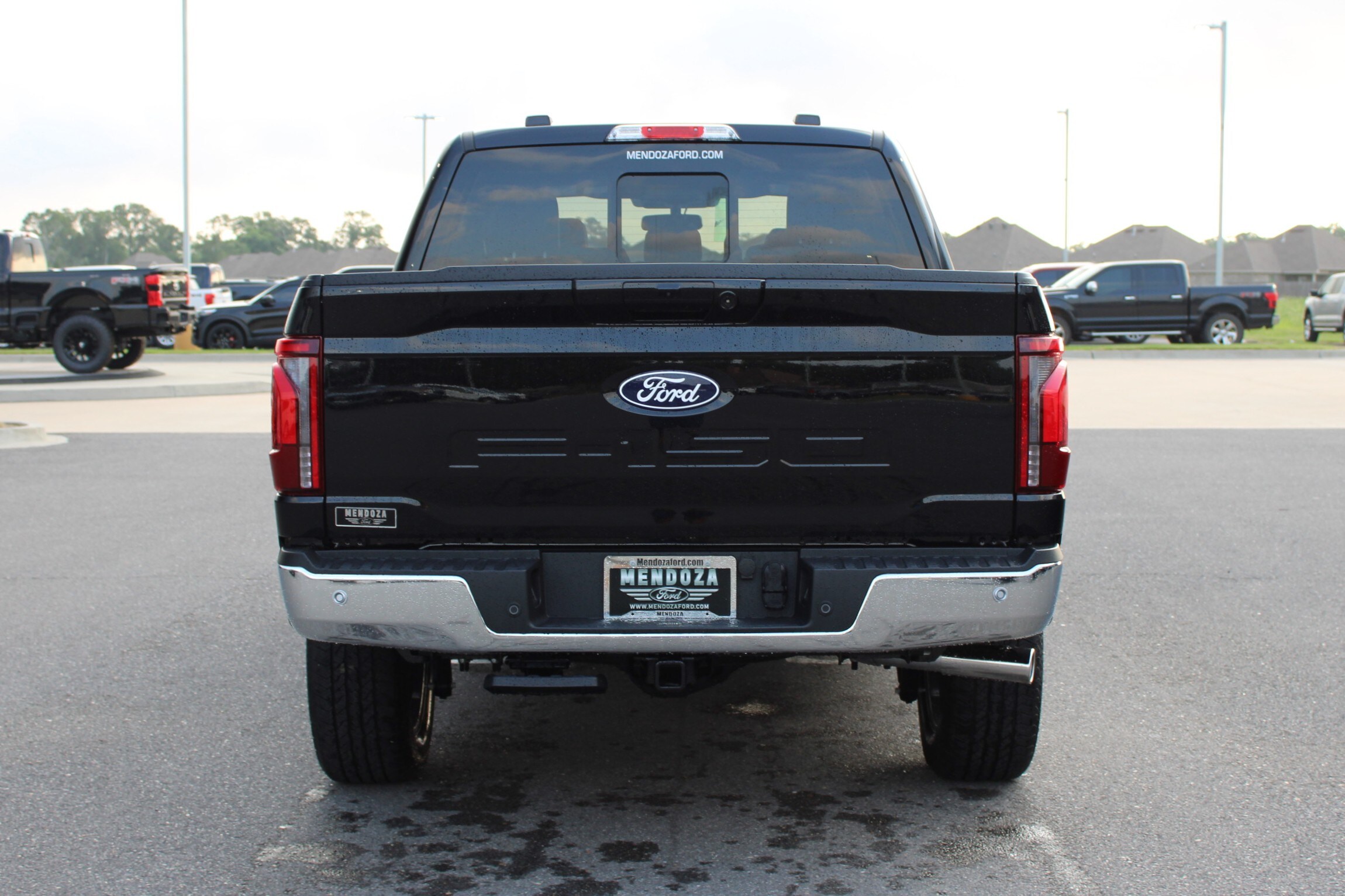 2025 Ford F-150 Lariat photo 3