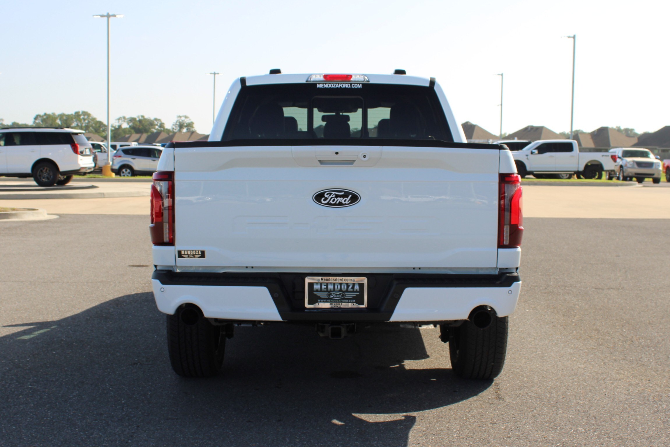 2025 Ford F-150 Lariat photo 3