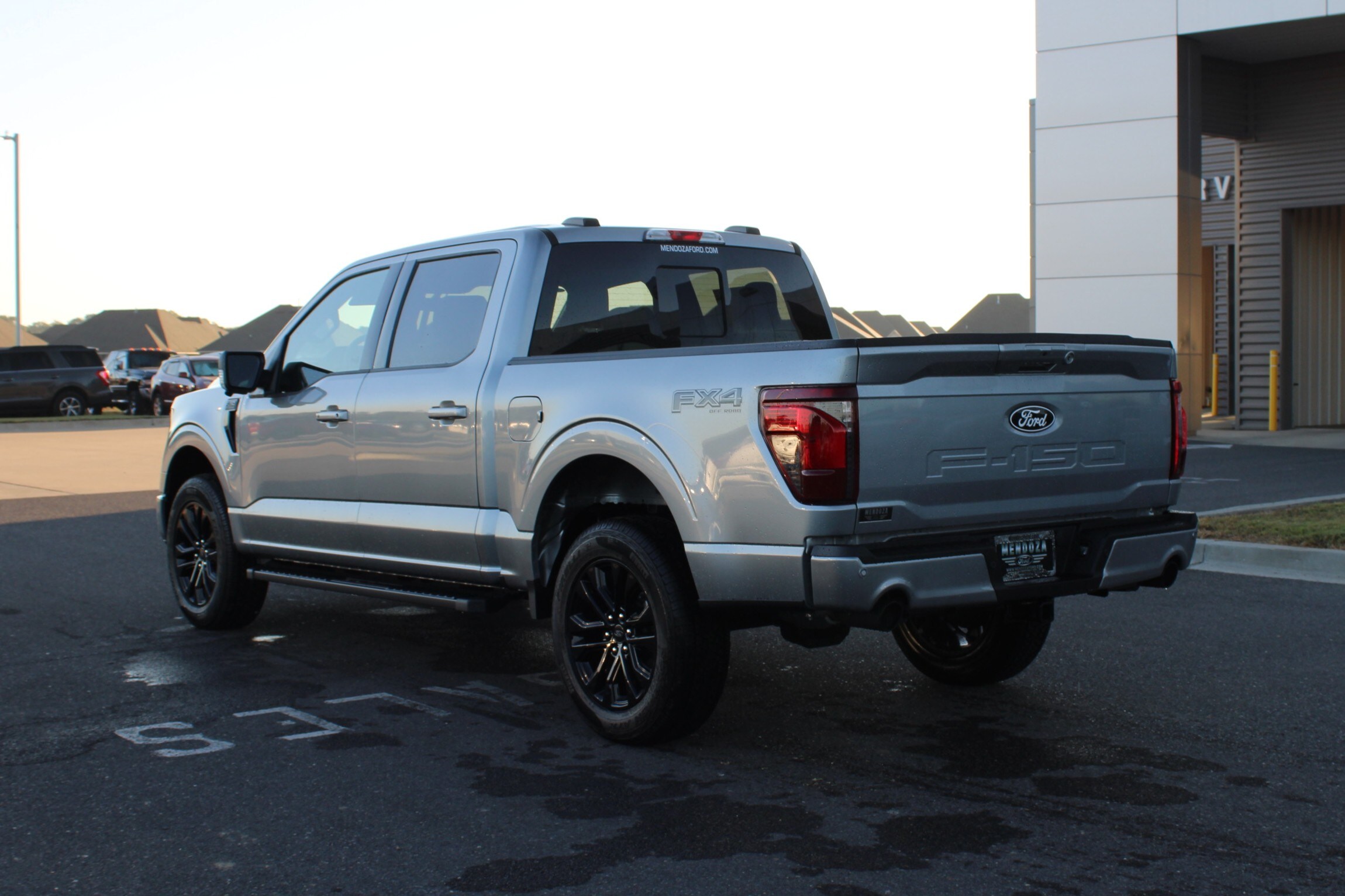 2025 Ford F-150 XLT photo 2