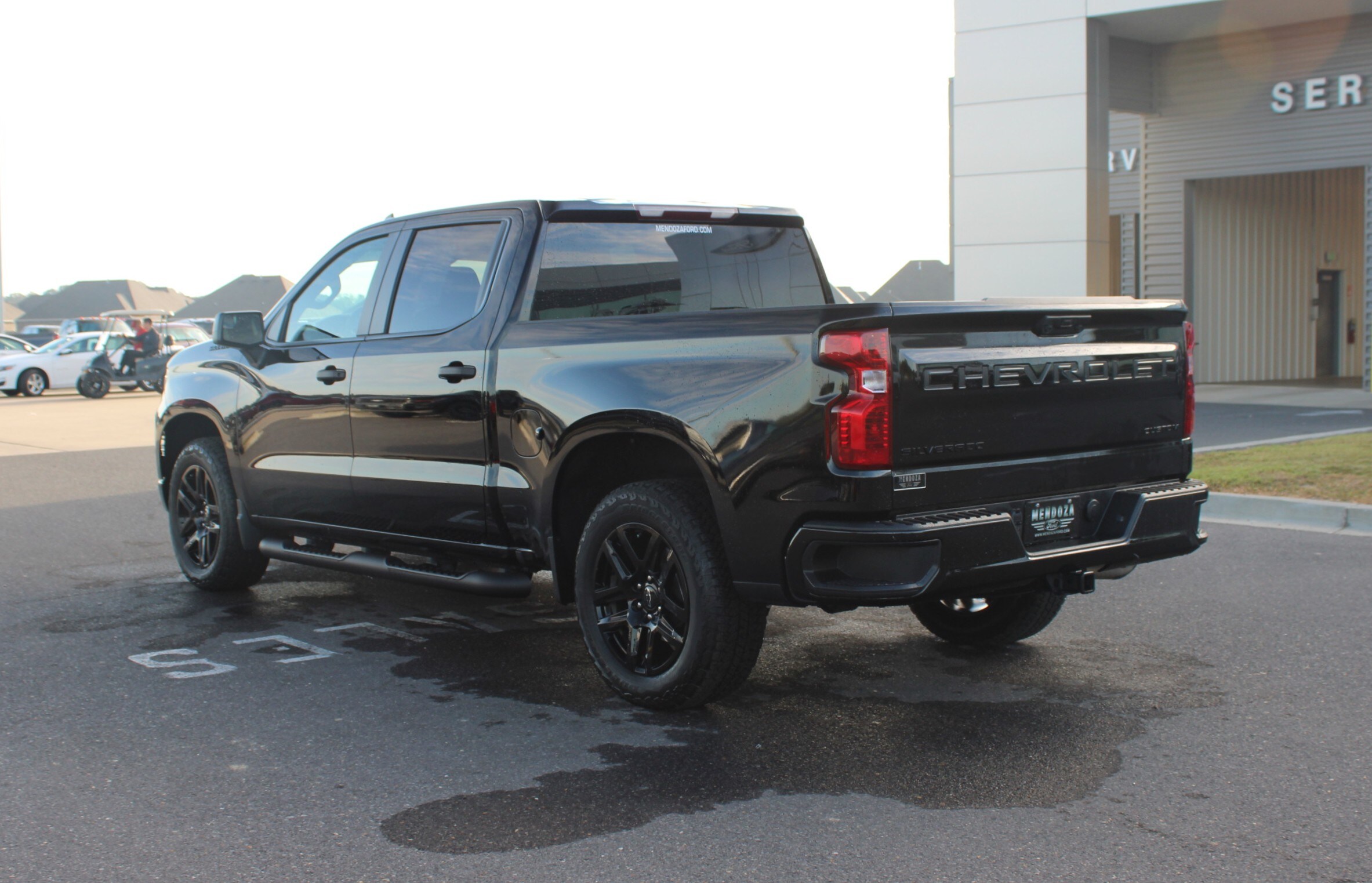 2024 Chevrolet Silverado 1500 Custom photo 2