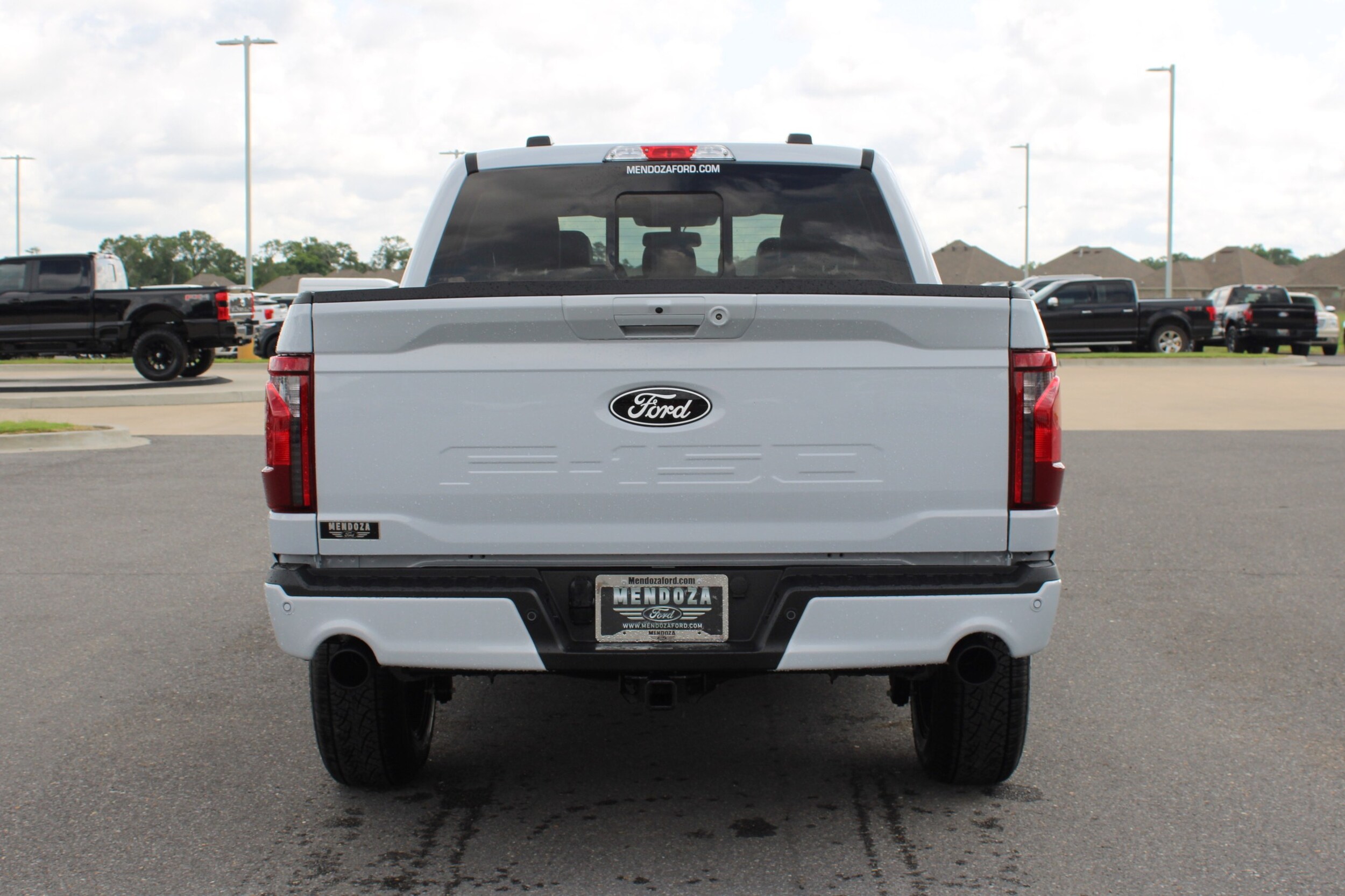 2025 Ford F-150 XLT photo 3