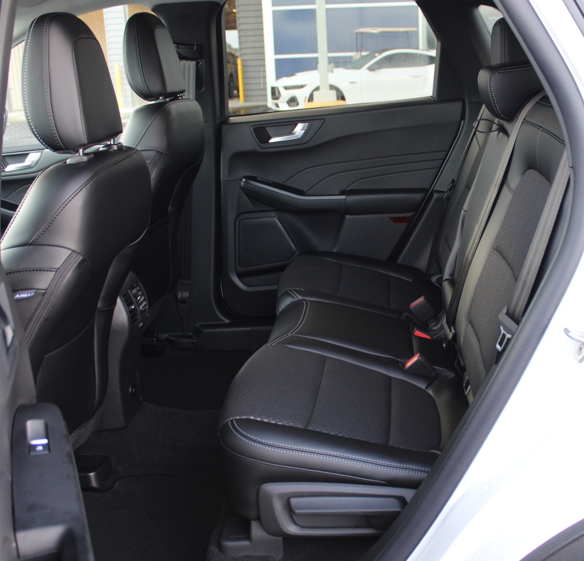 2025 Ford Escape Plug-in hybrid PHEV - Photo 17