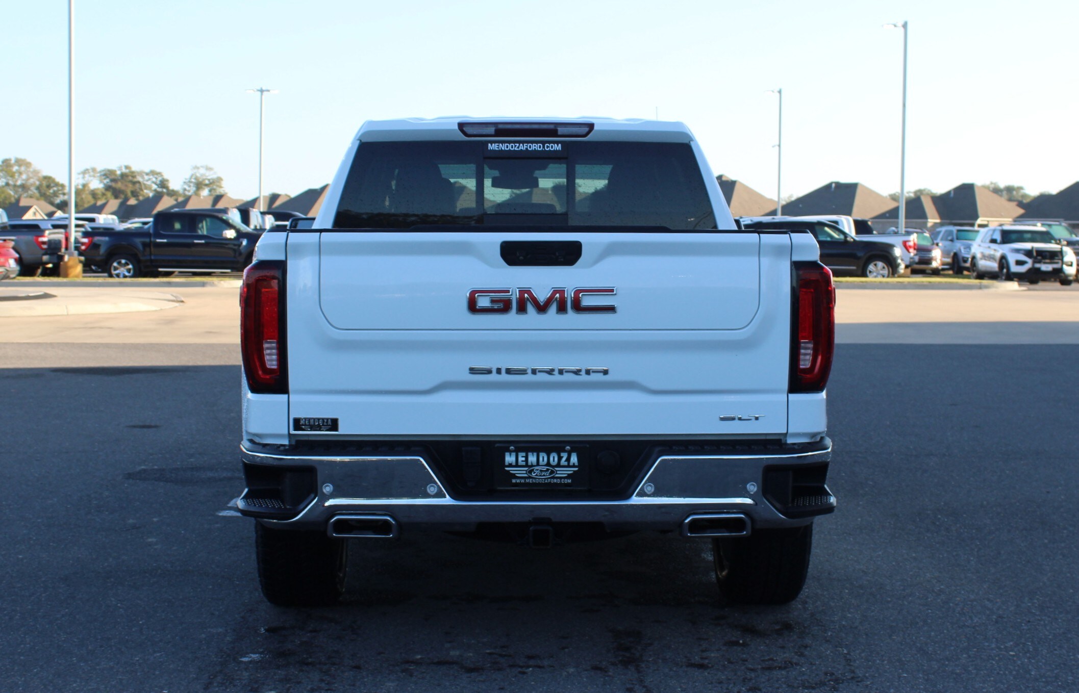 2023 Gmc Sierra 1500 SLT photo 2