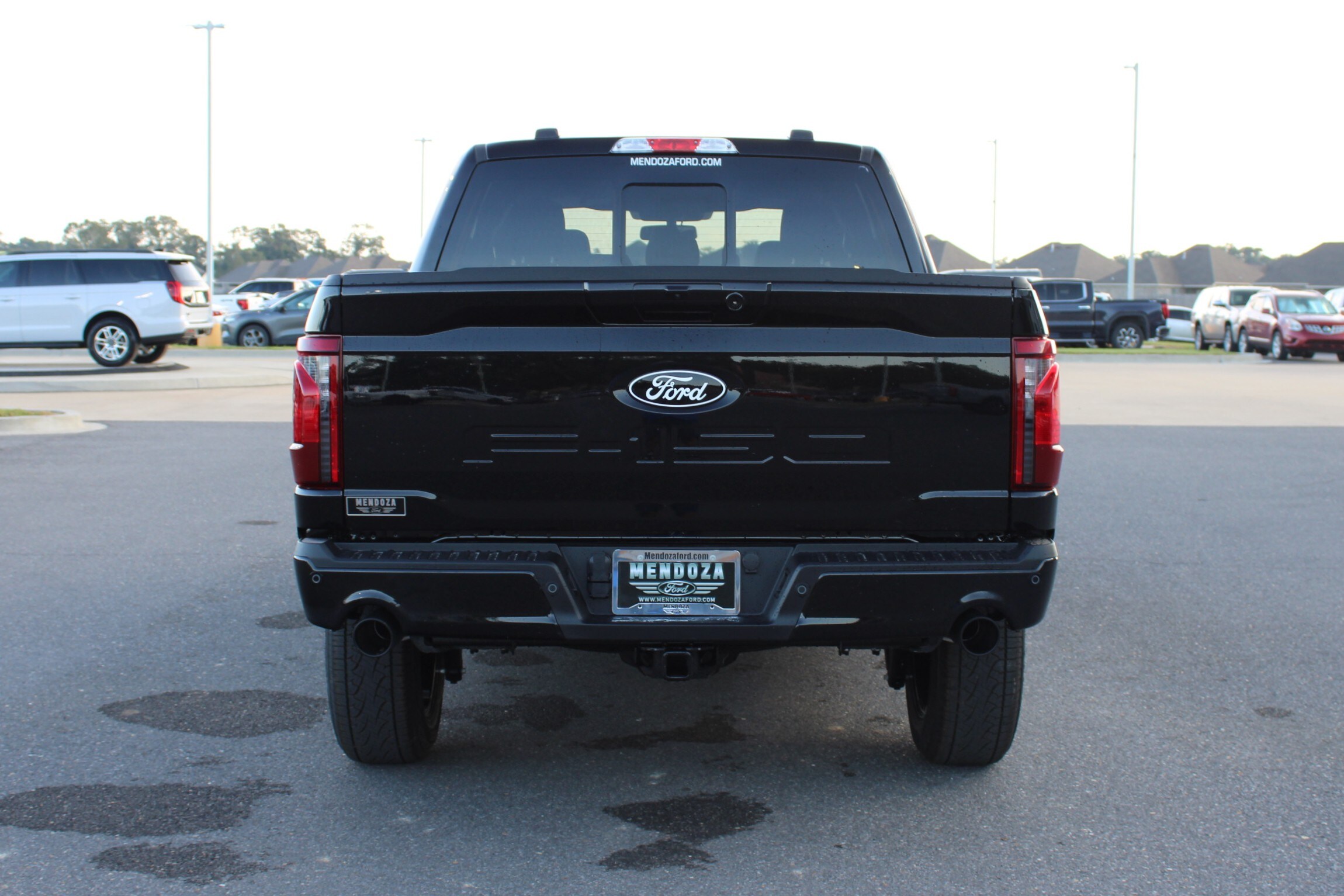2025 Ford F-150 XLT photo 3