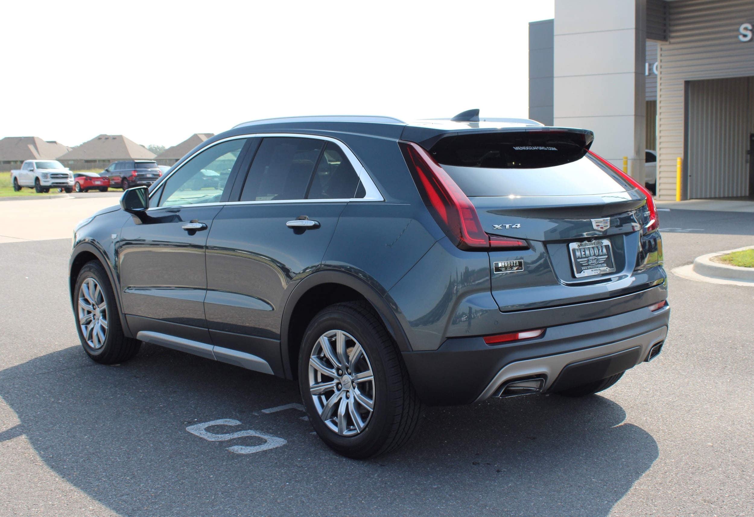 Used 2019 Cadillac XT4 Premium Luxury with VIN 1GYFZCR4XKF180766 for sale in Maurice, LA