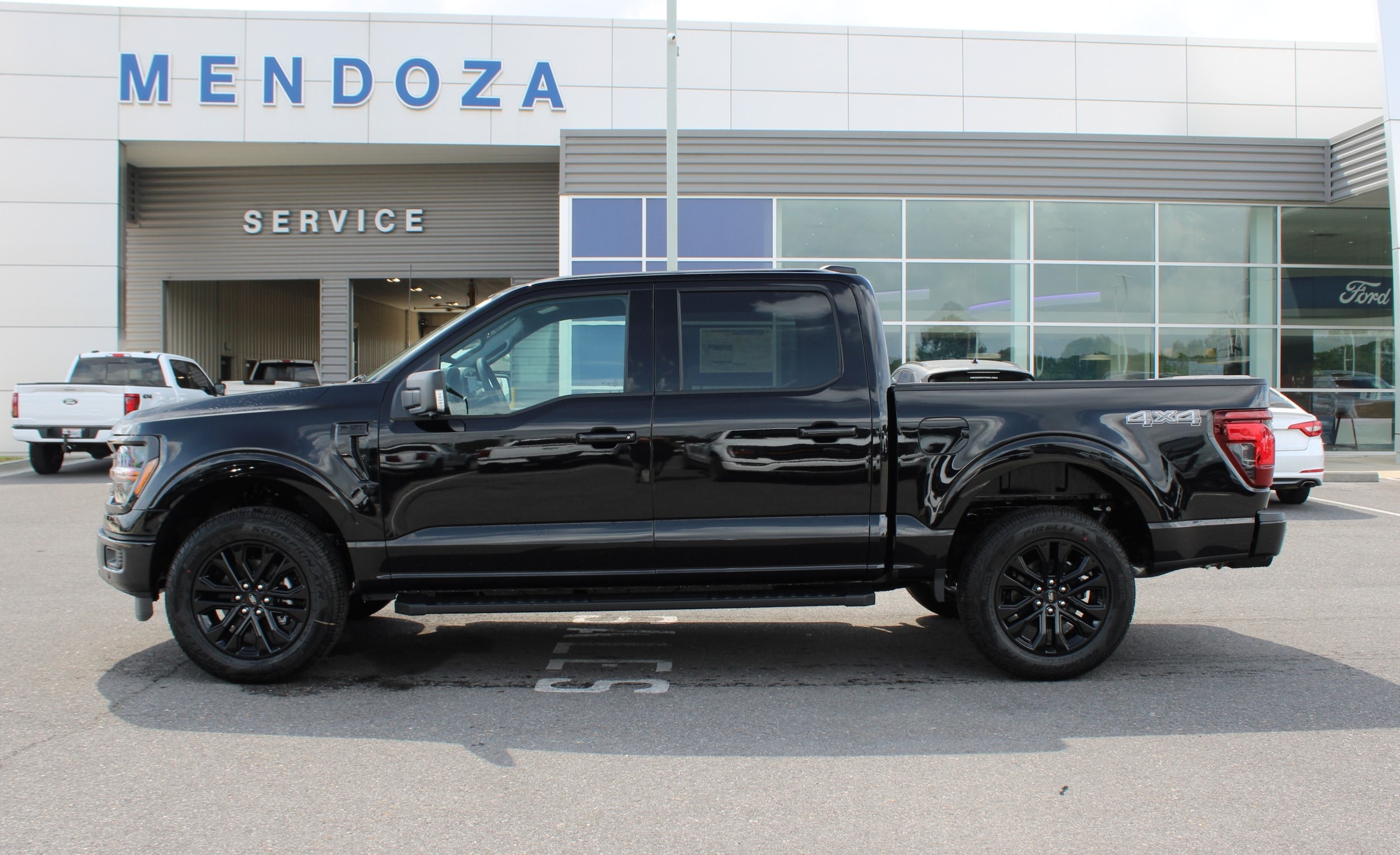 2025 Ford F-150 XLT's photo