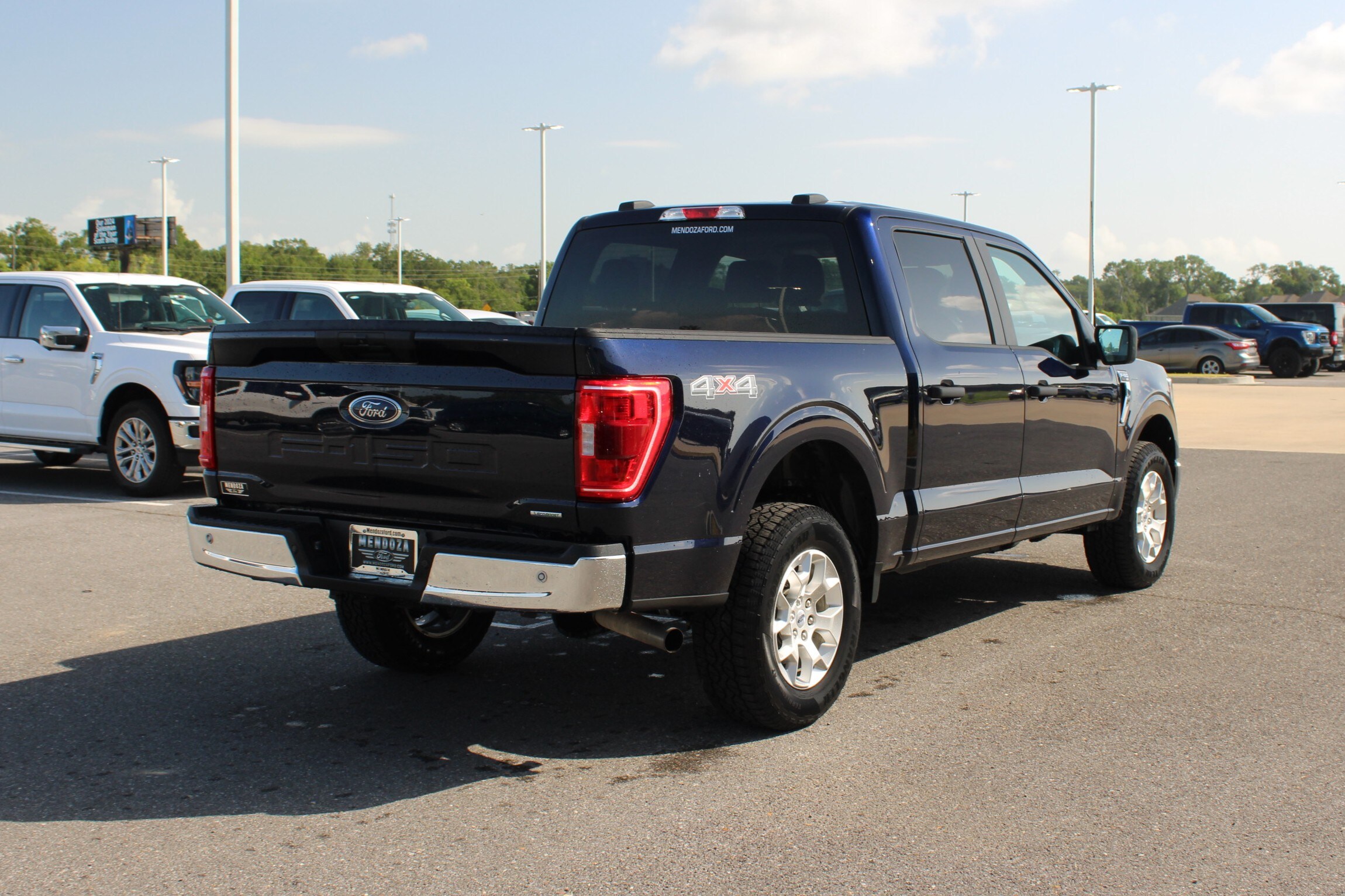 2023 Ford F-150 XLT photo 4