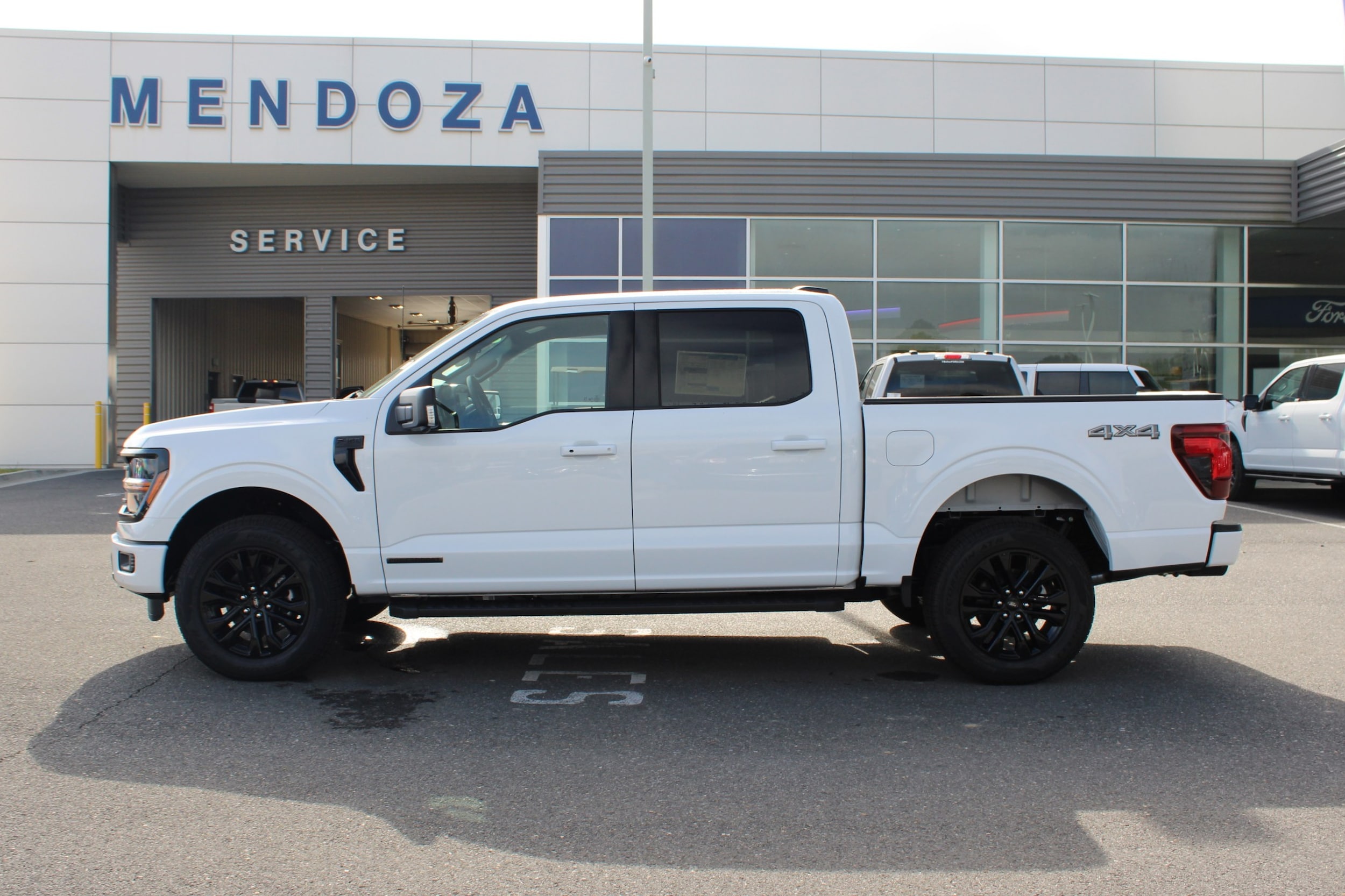 2025 Ford F-150 XLT's photo