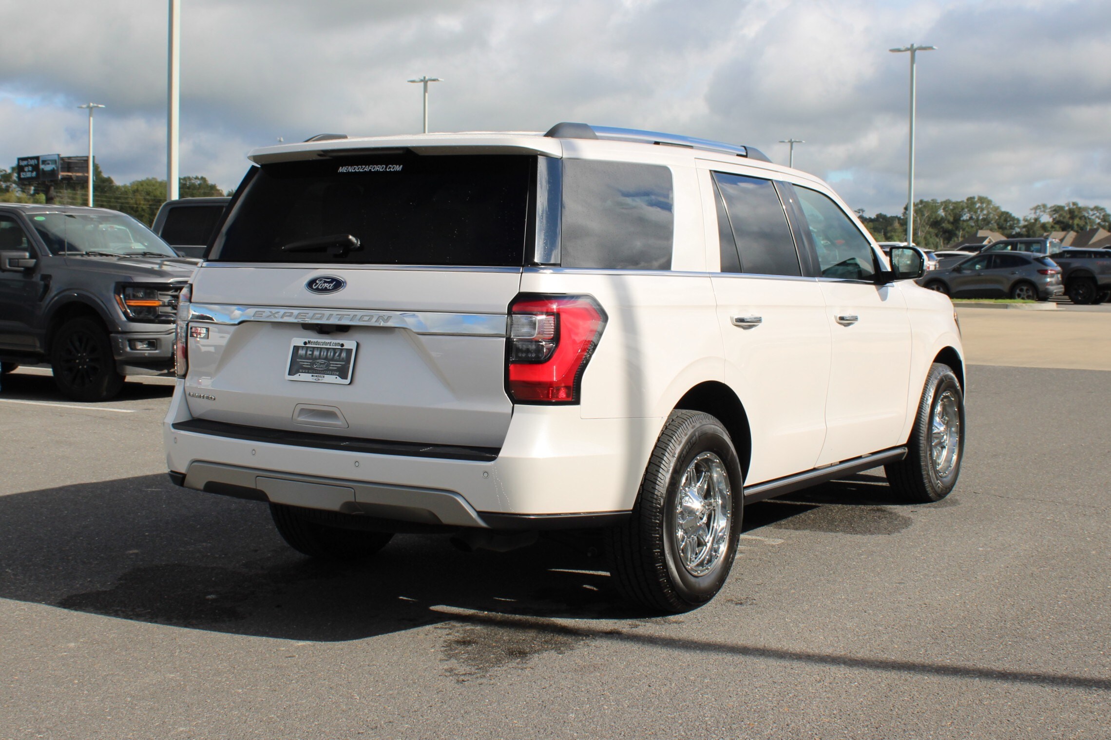 2019 Ford Expedition Limited photo 4