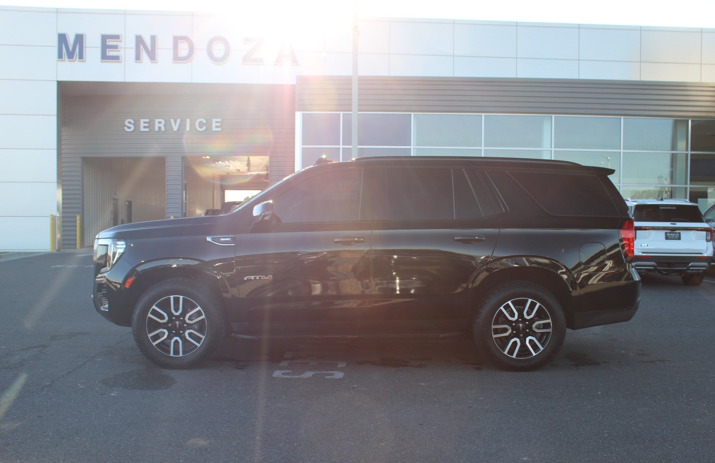 2021 GMC Yukon AT4's photo