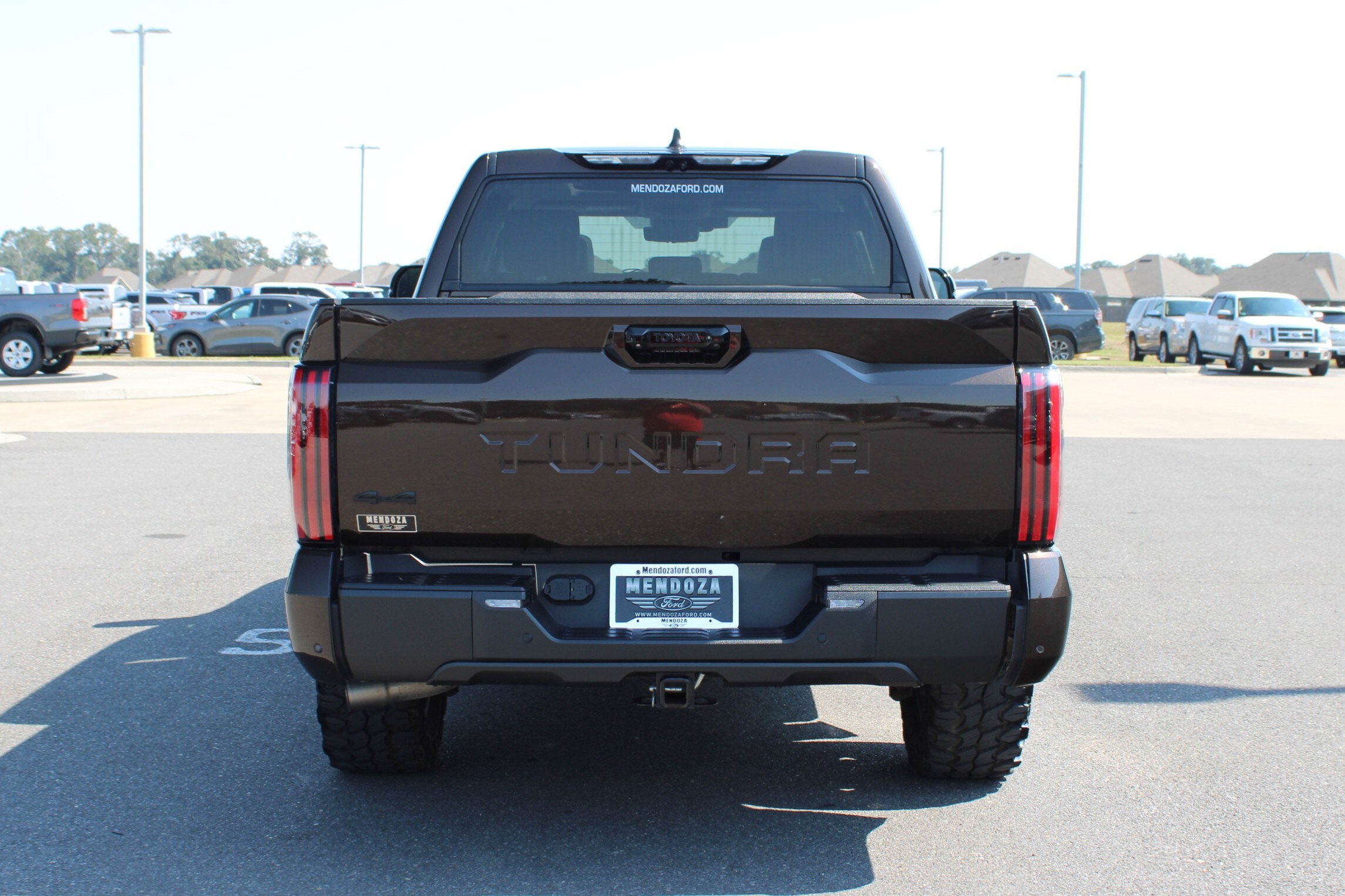 2024 Toyota Tundra Limited CrewMax photo 3