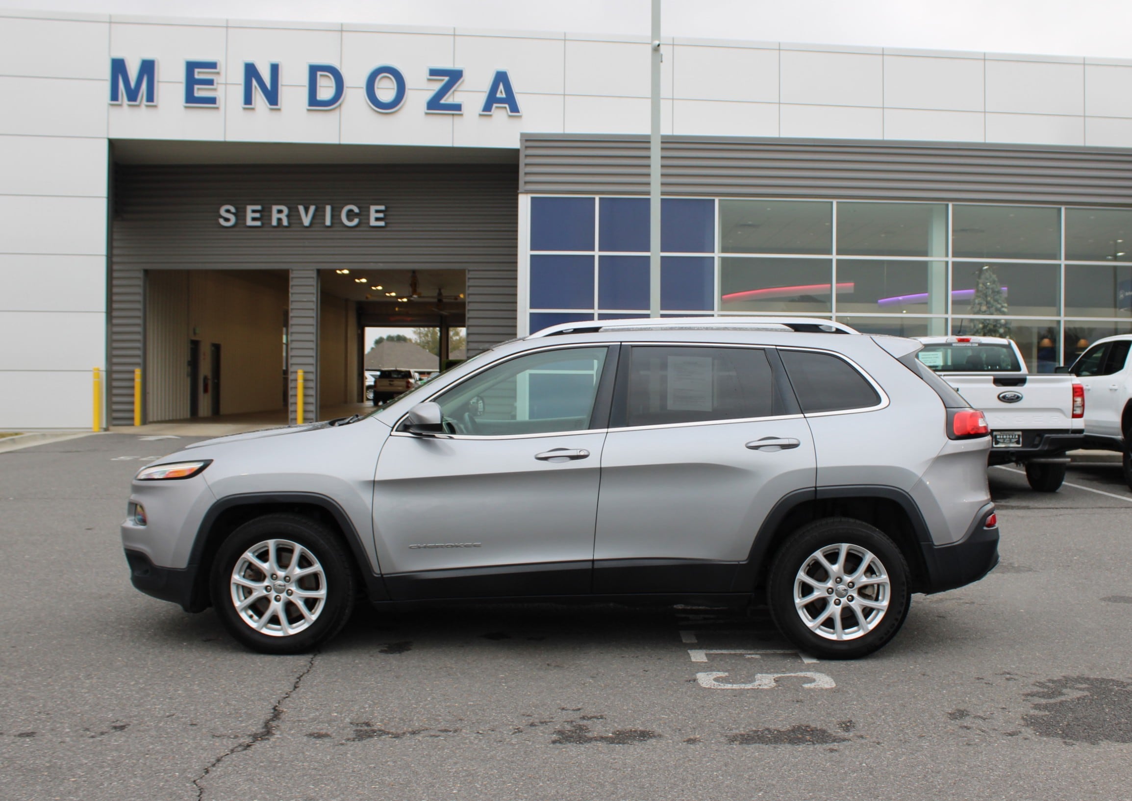 2017 Jeep Cherokee Latitude's photo