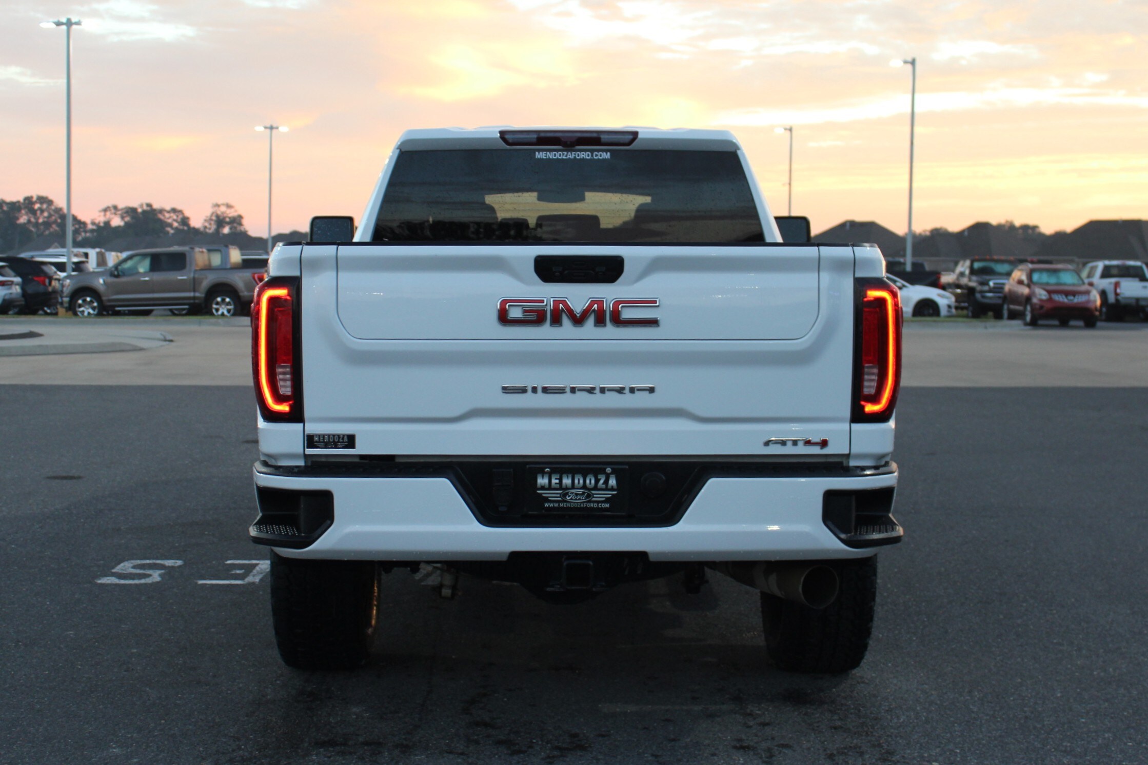 2023 Gmc Sierra 2500 HD AT4 photo 3