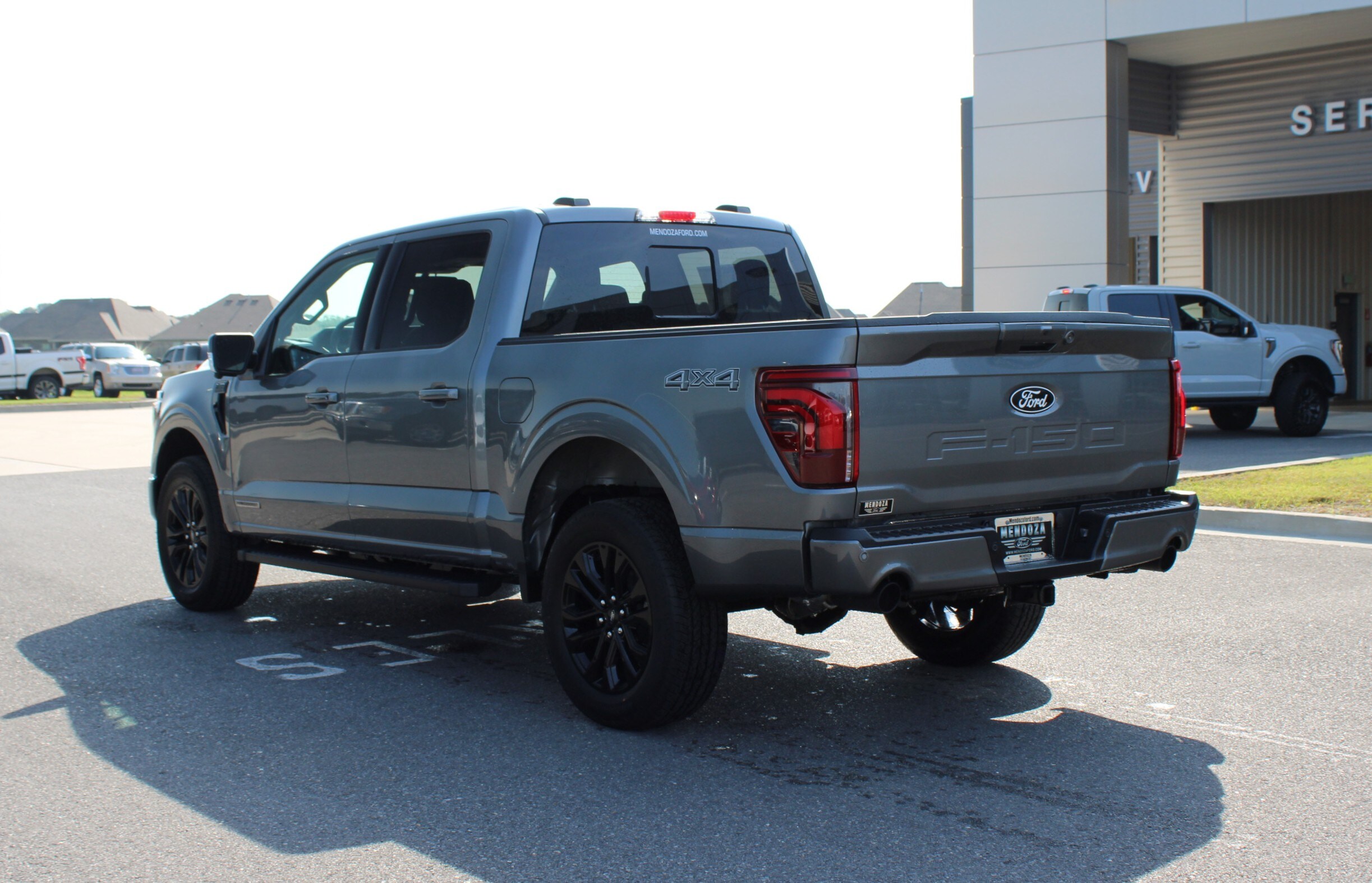 2025 Ford F-150 Lariat photo 2