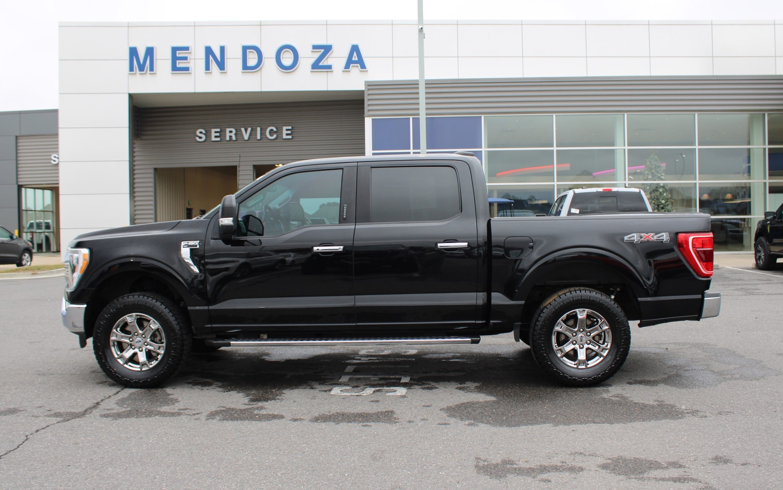 2021 Ford F-150 XLT's photo