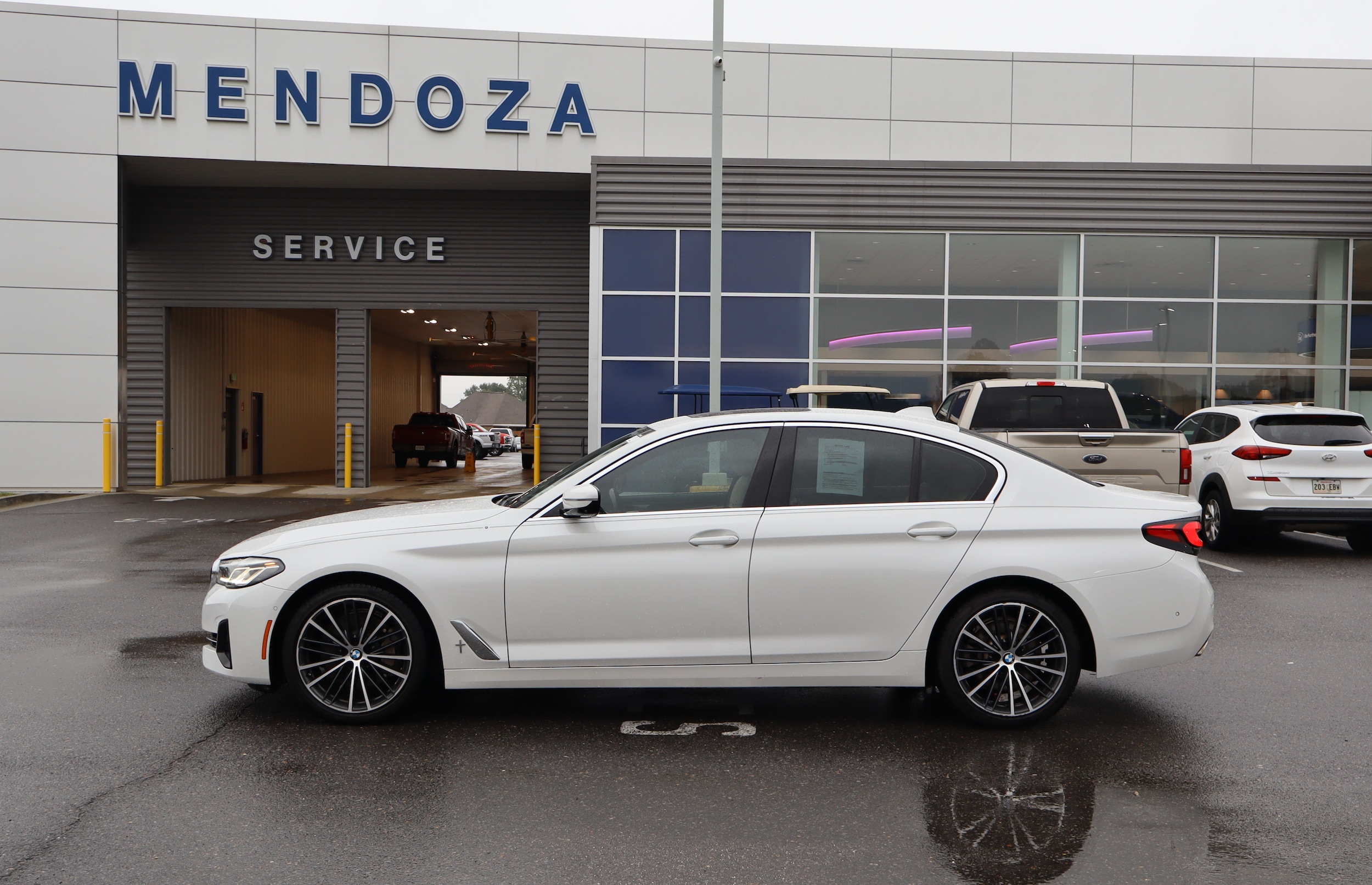 2021 BMW 5 Series 530i Sedan's photo
